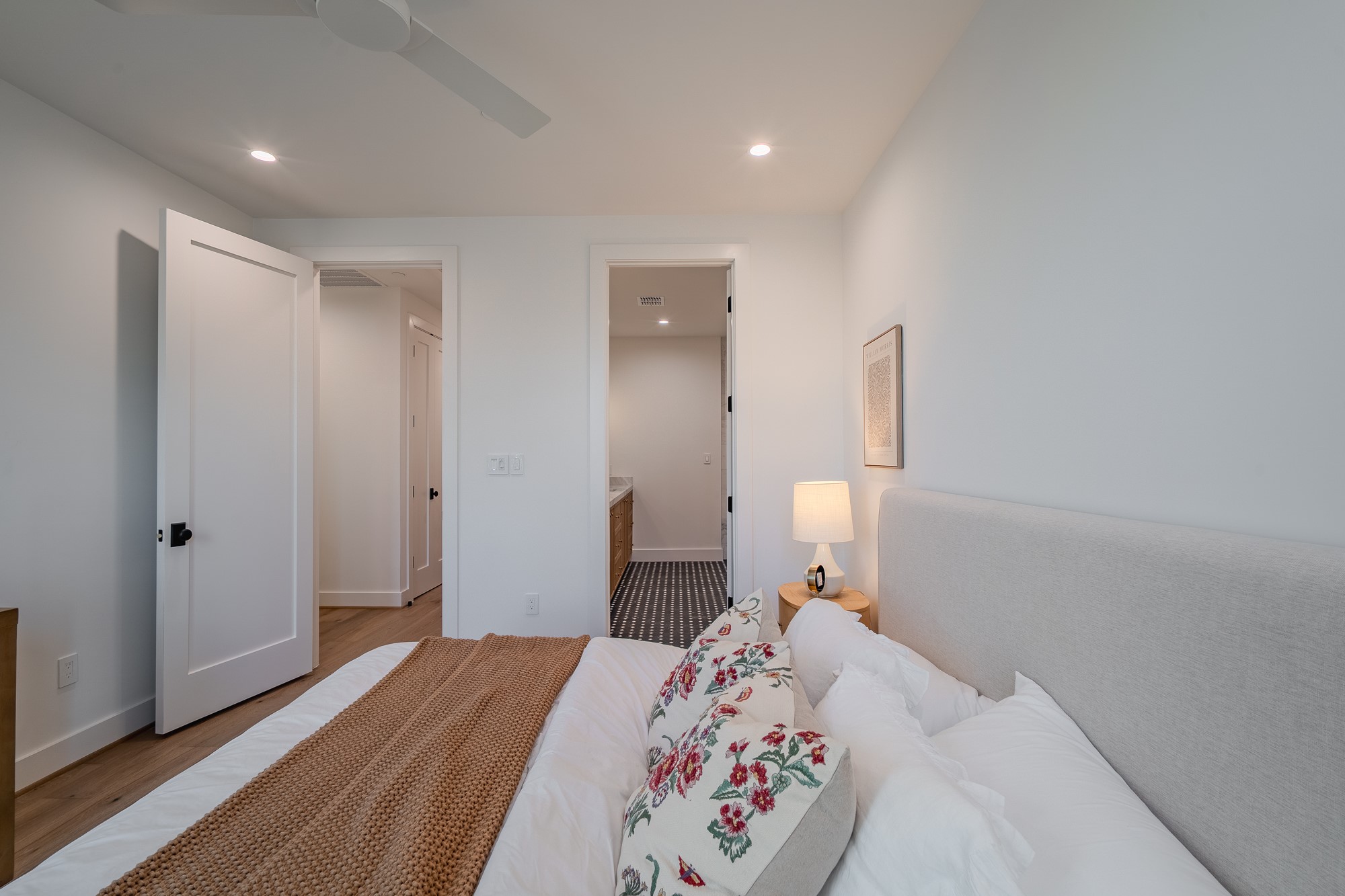 4114 Emerson Avenue 3