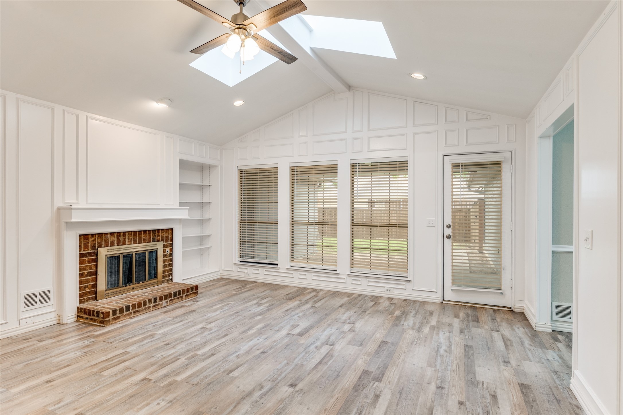 3413 Sailmaker Lane