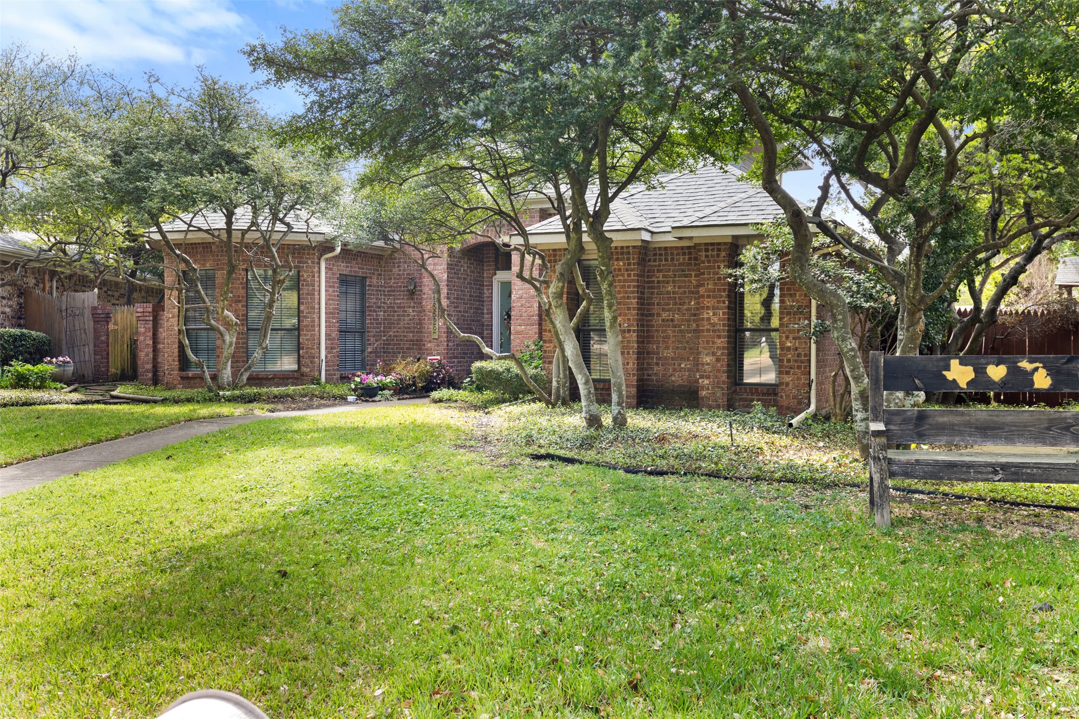 16622 Cleary Circle