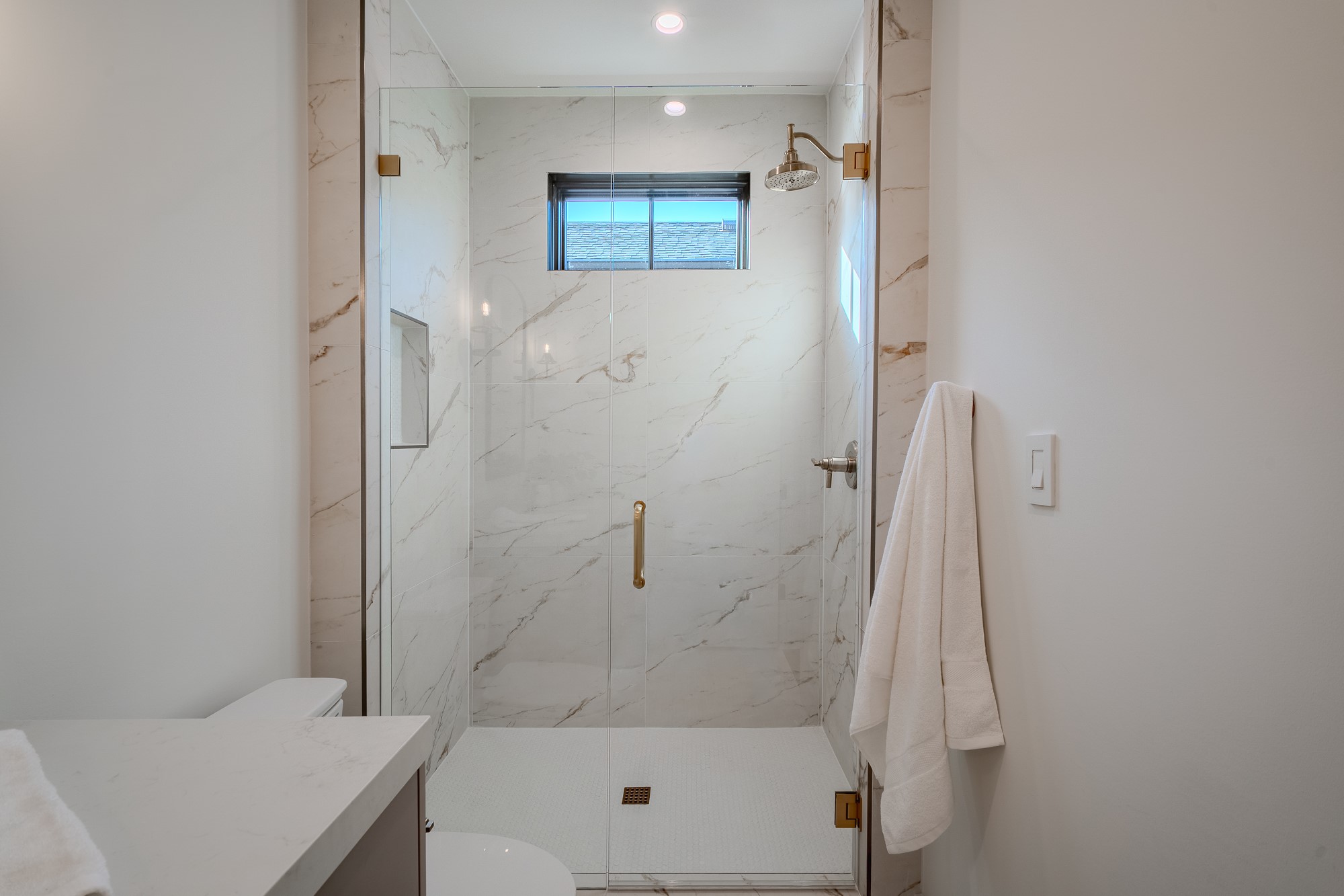 4114 Emerson Avenue 5