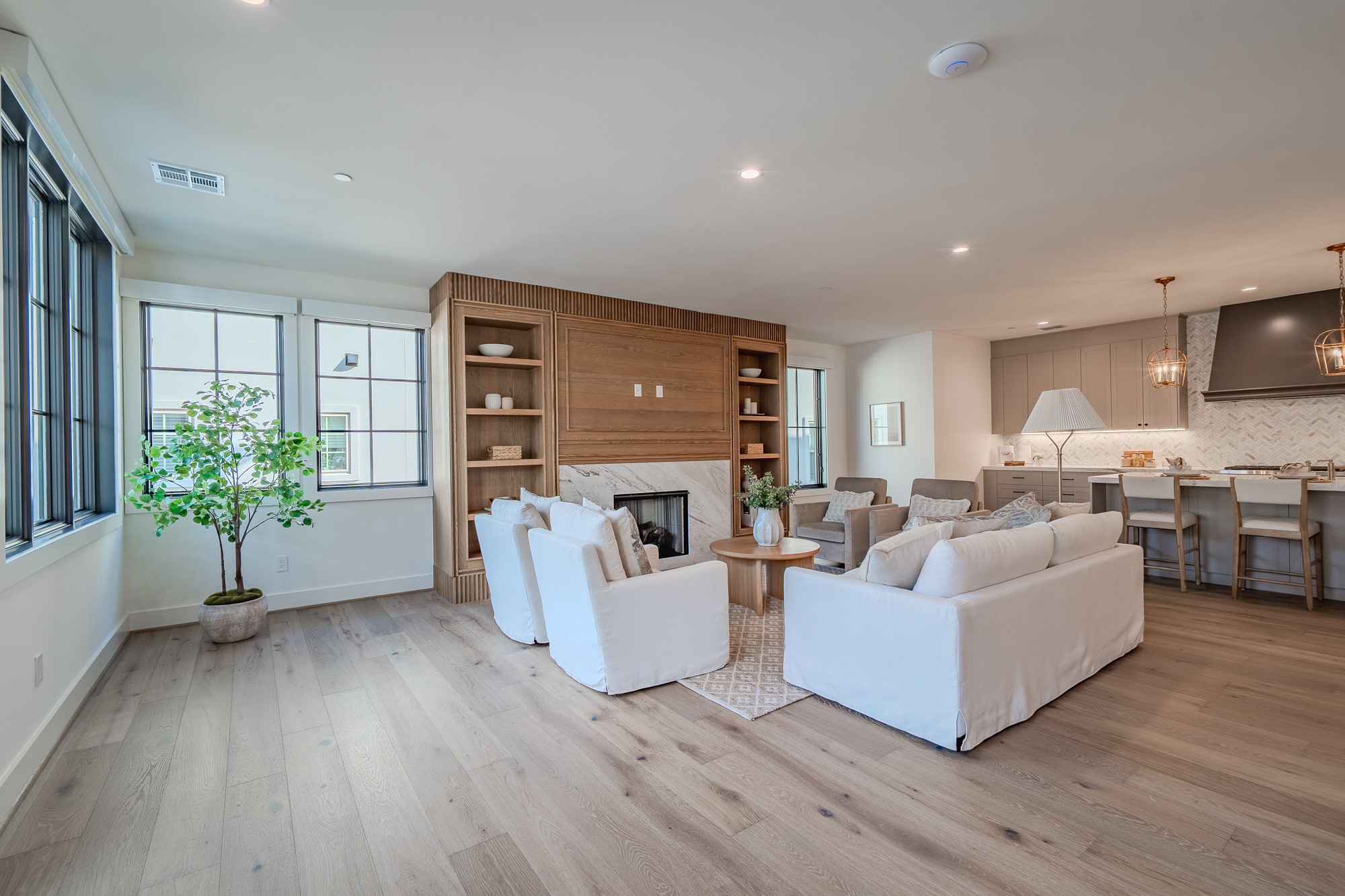 4114 Emerson Avenue 5