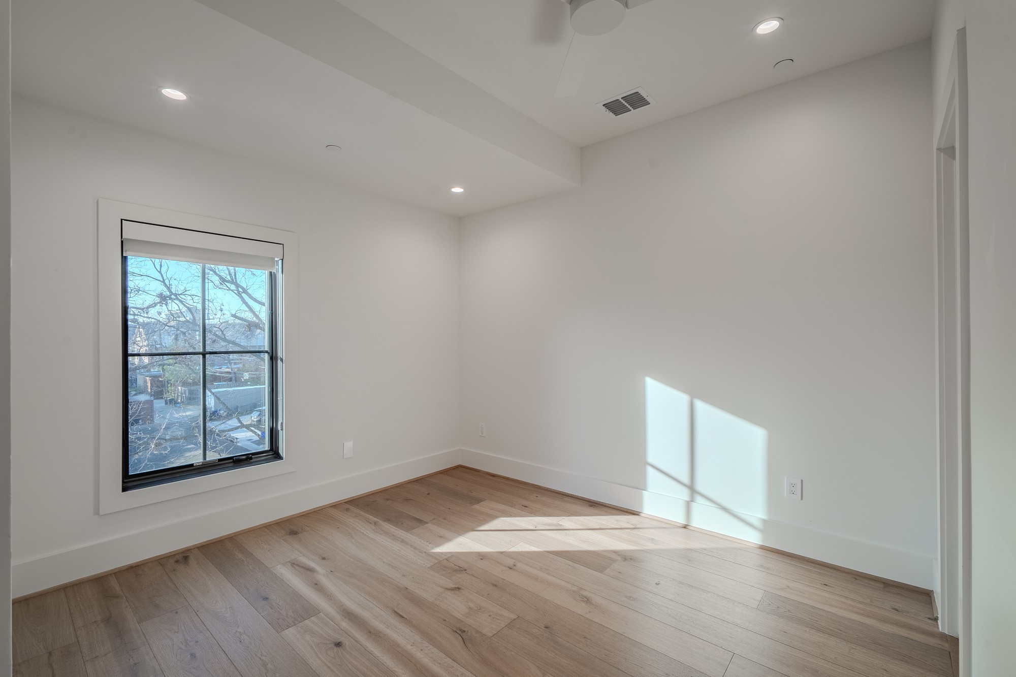 4112 Druid Lane 4