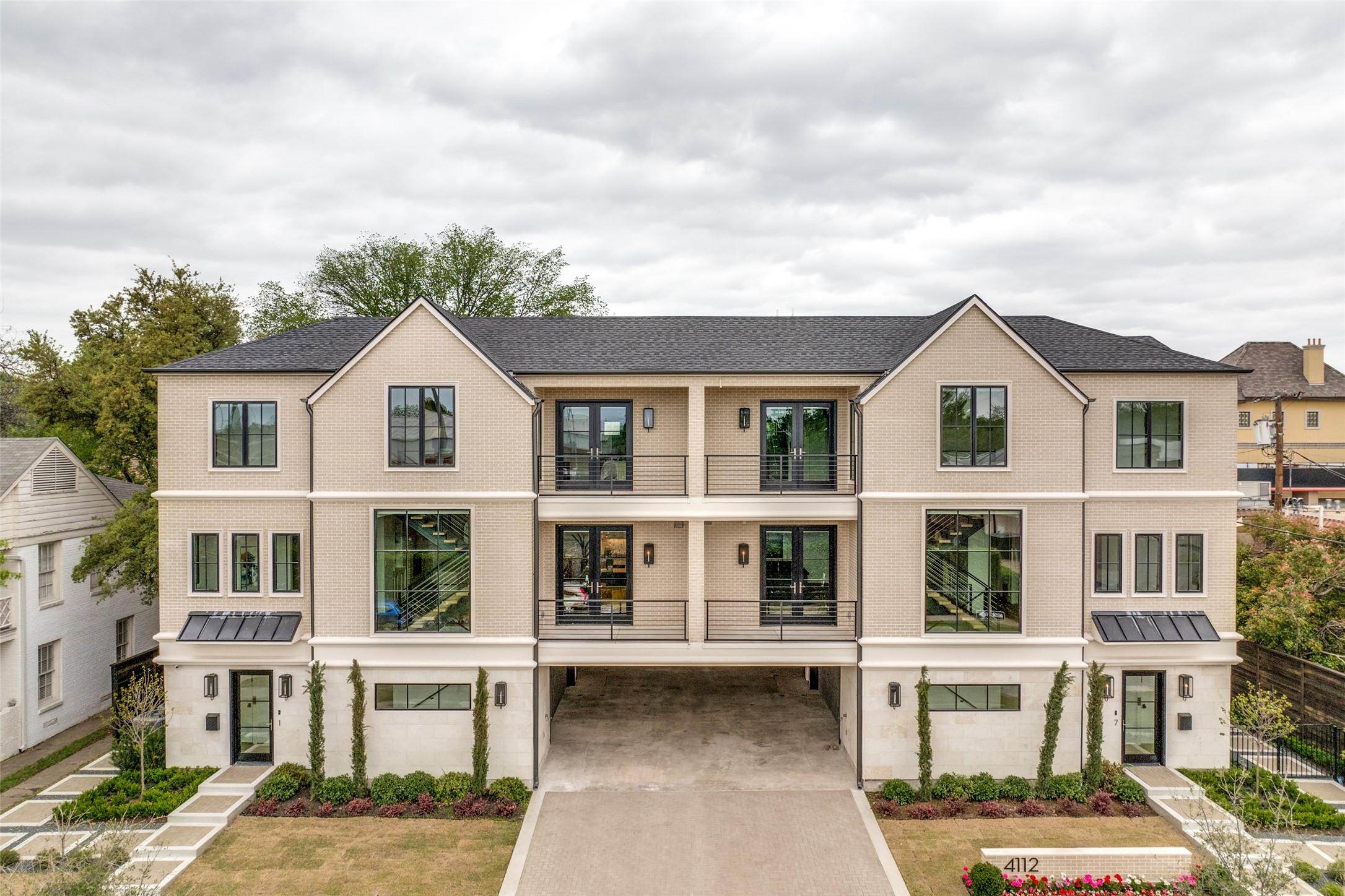 4112 Druid Lane 4