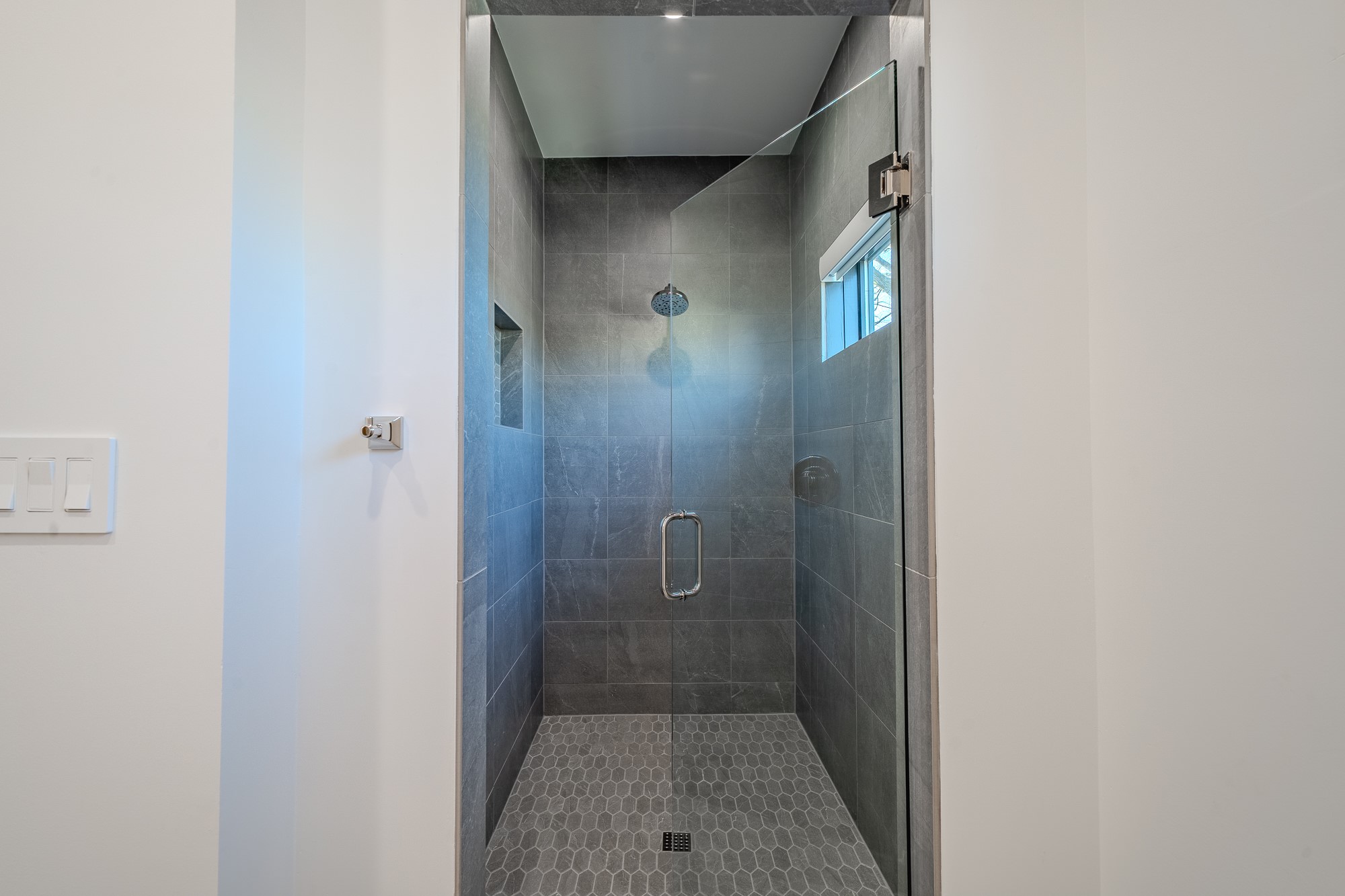 4112 Druid Lane 4