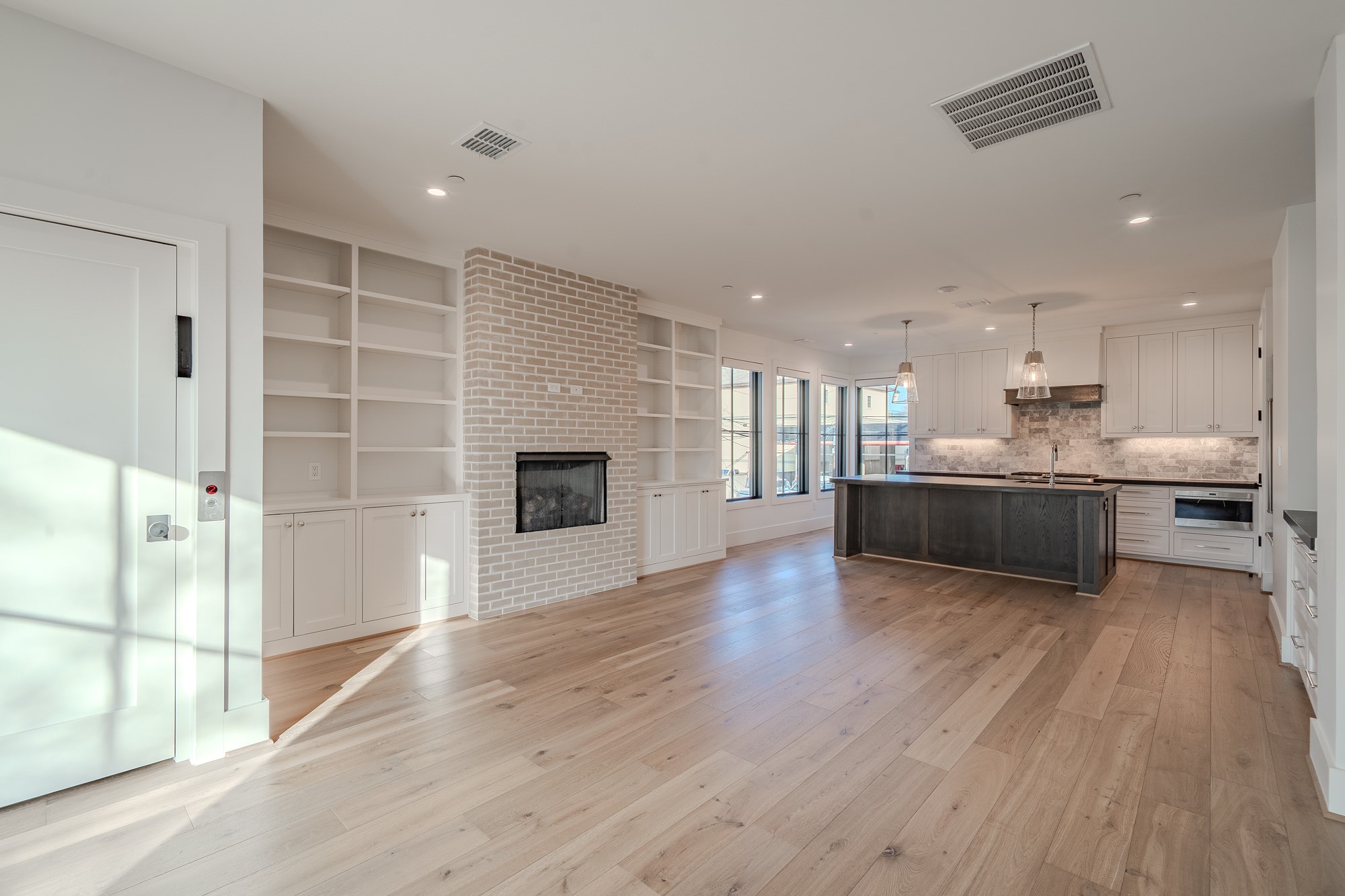 4112 Druid Lane 4