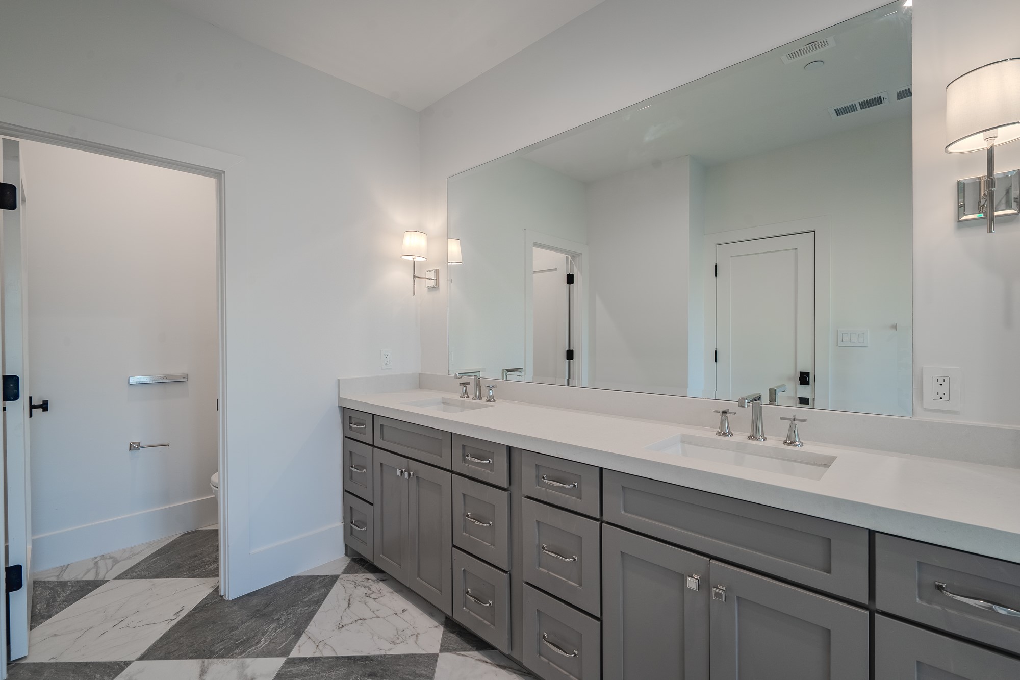 4112 Druid Lane 4