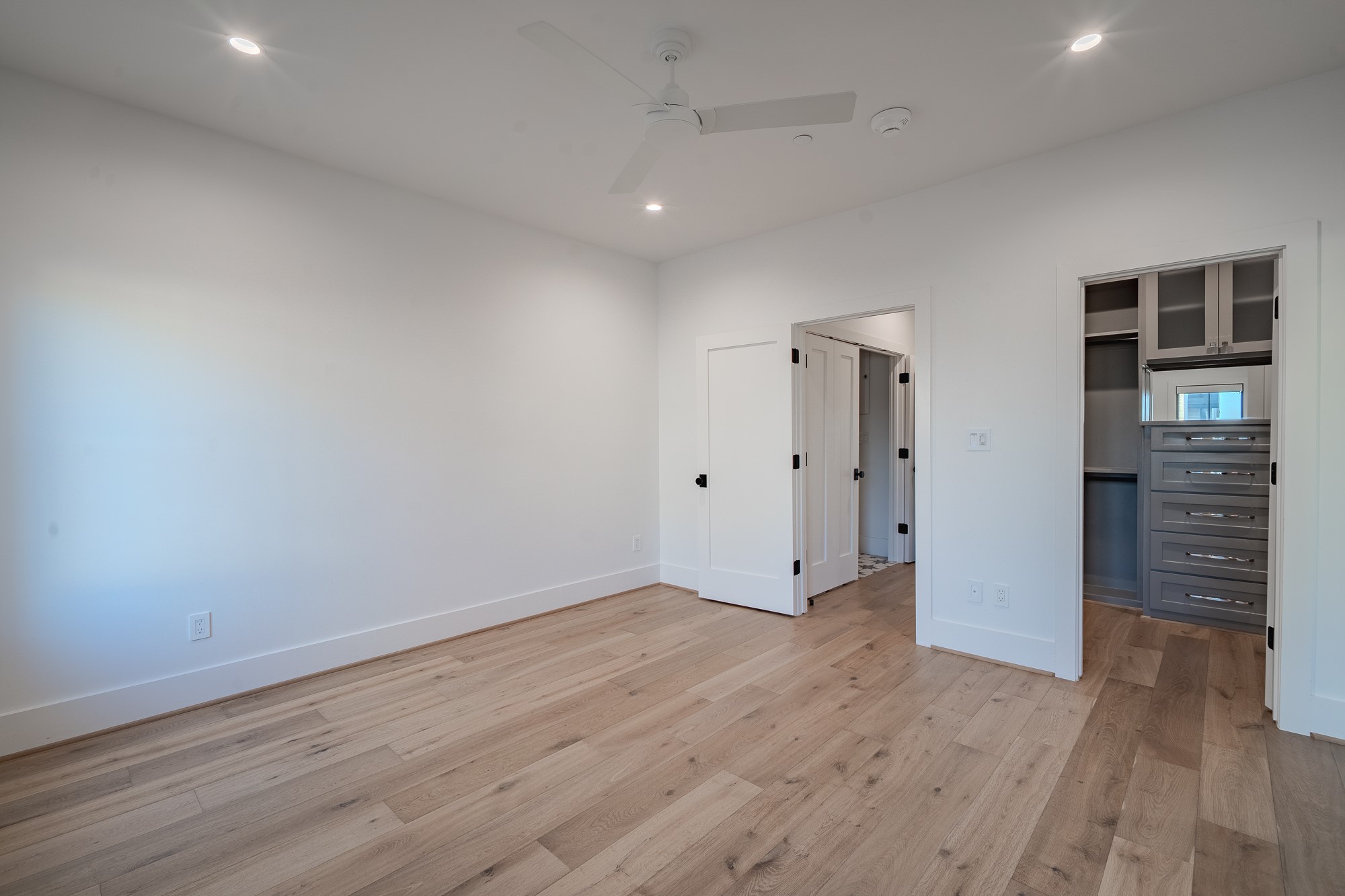 4112 Druid Lane 4