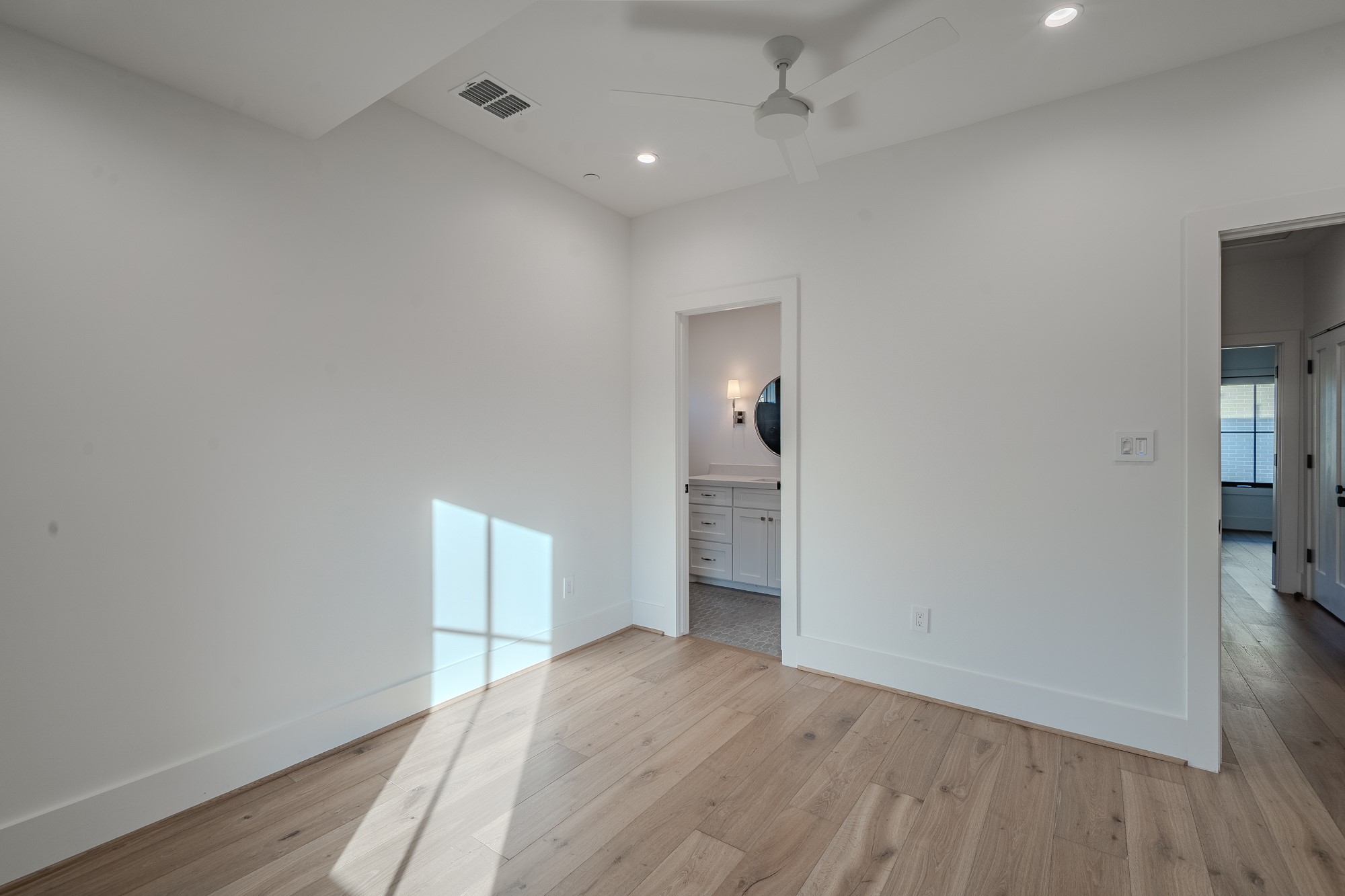 4112 Druid Lane 4