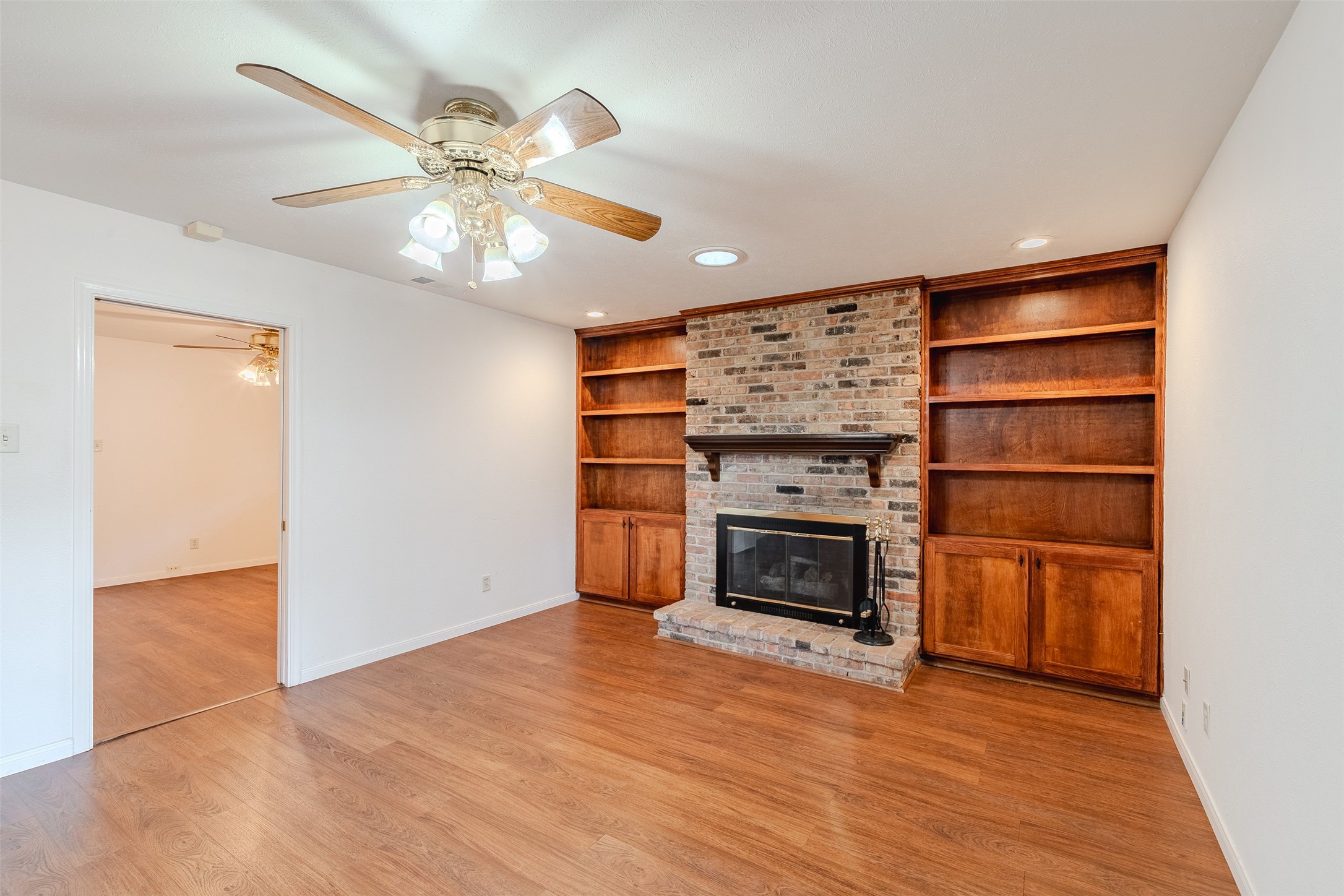 7021 Kingsbury Drive