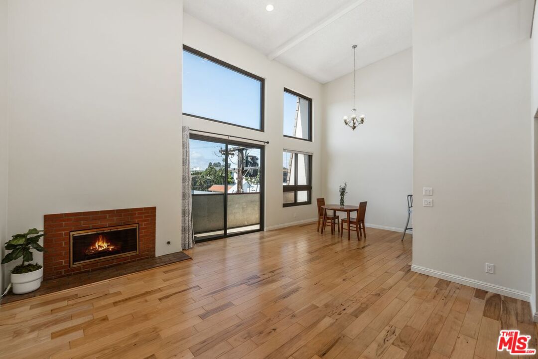 8828 Pershing Dr Unit: 304