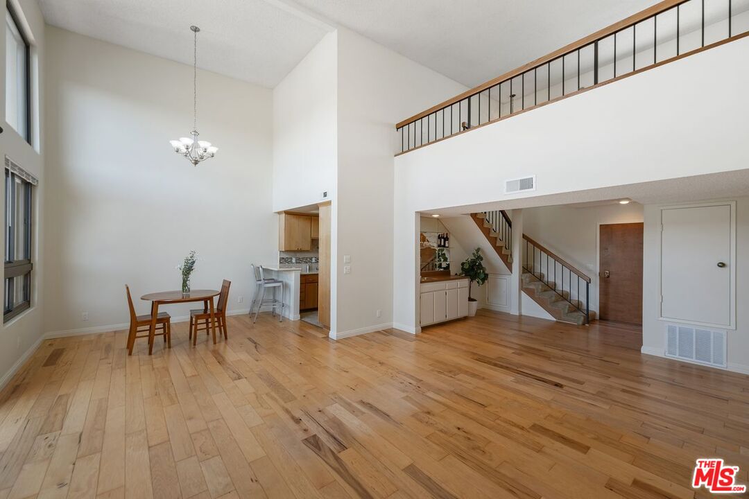 8828 Pershing Dr Unit: 304