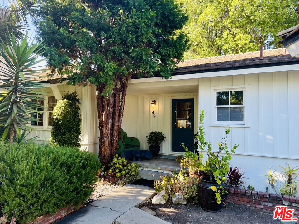 49 Ranchview Rd