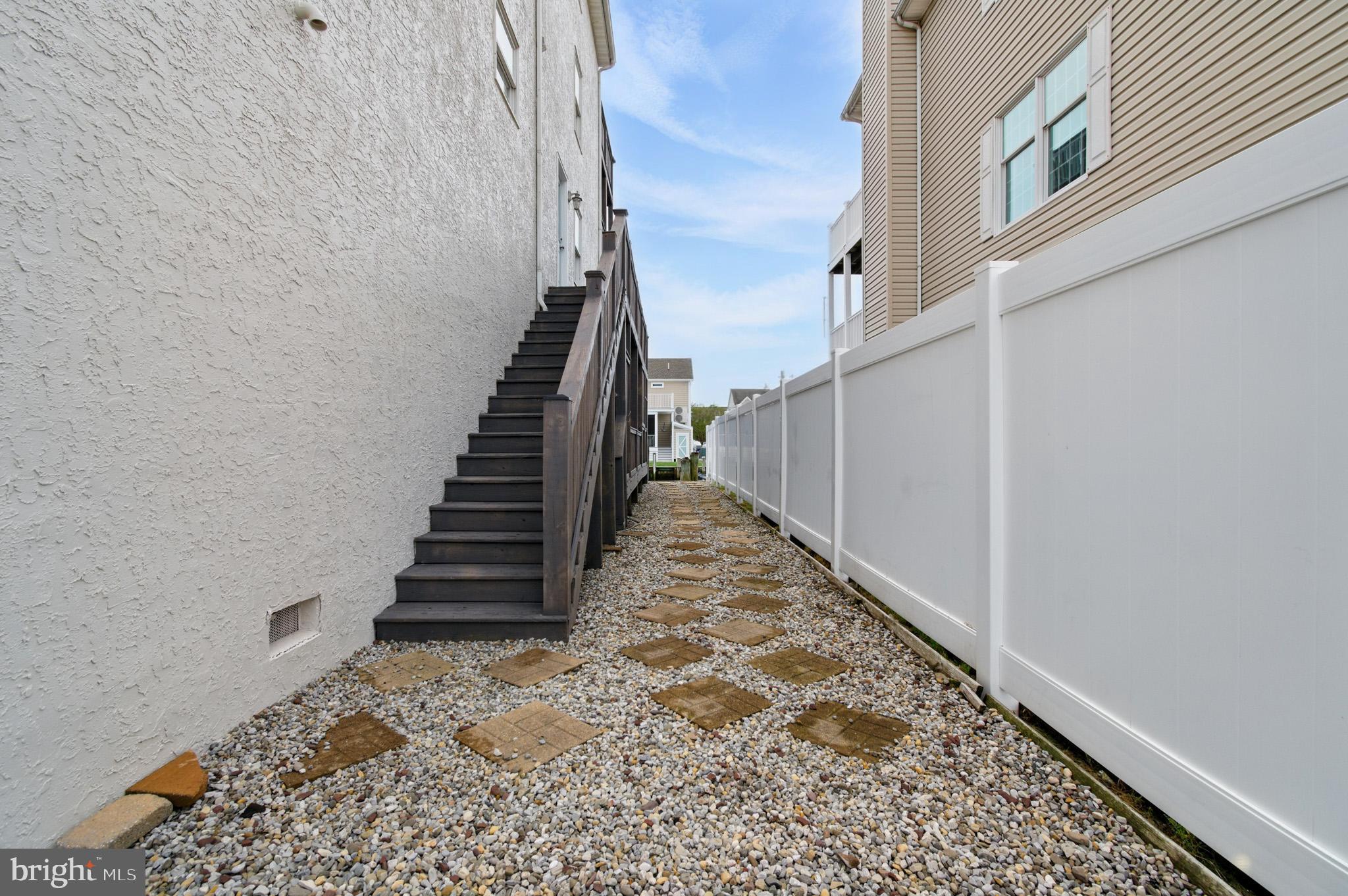 39157 GARFIELD AVENUE