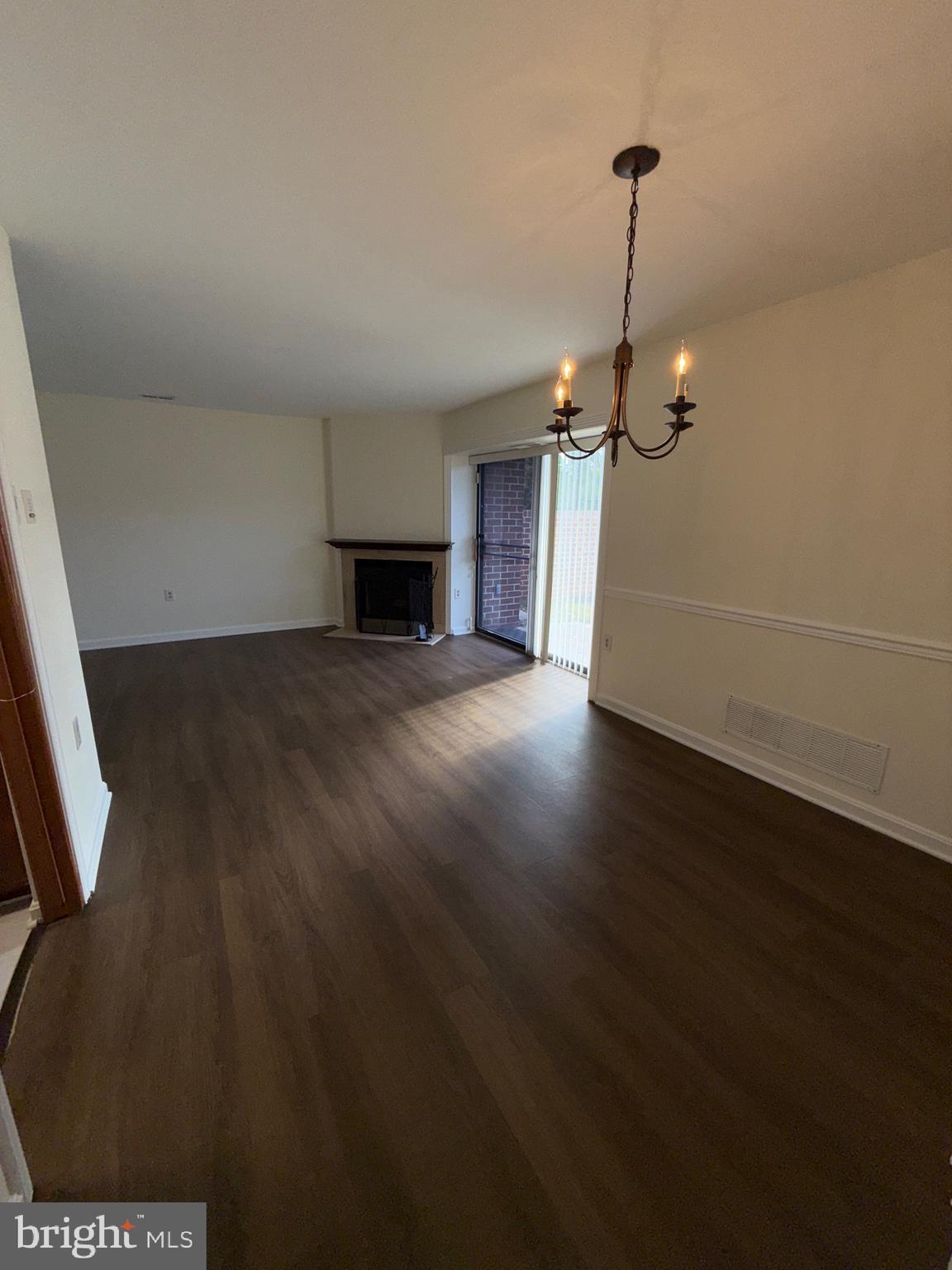 118 MOUNTAIN ROAD 1A