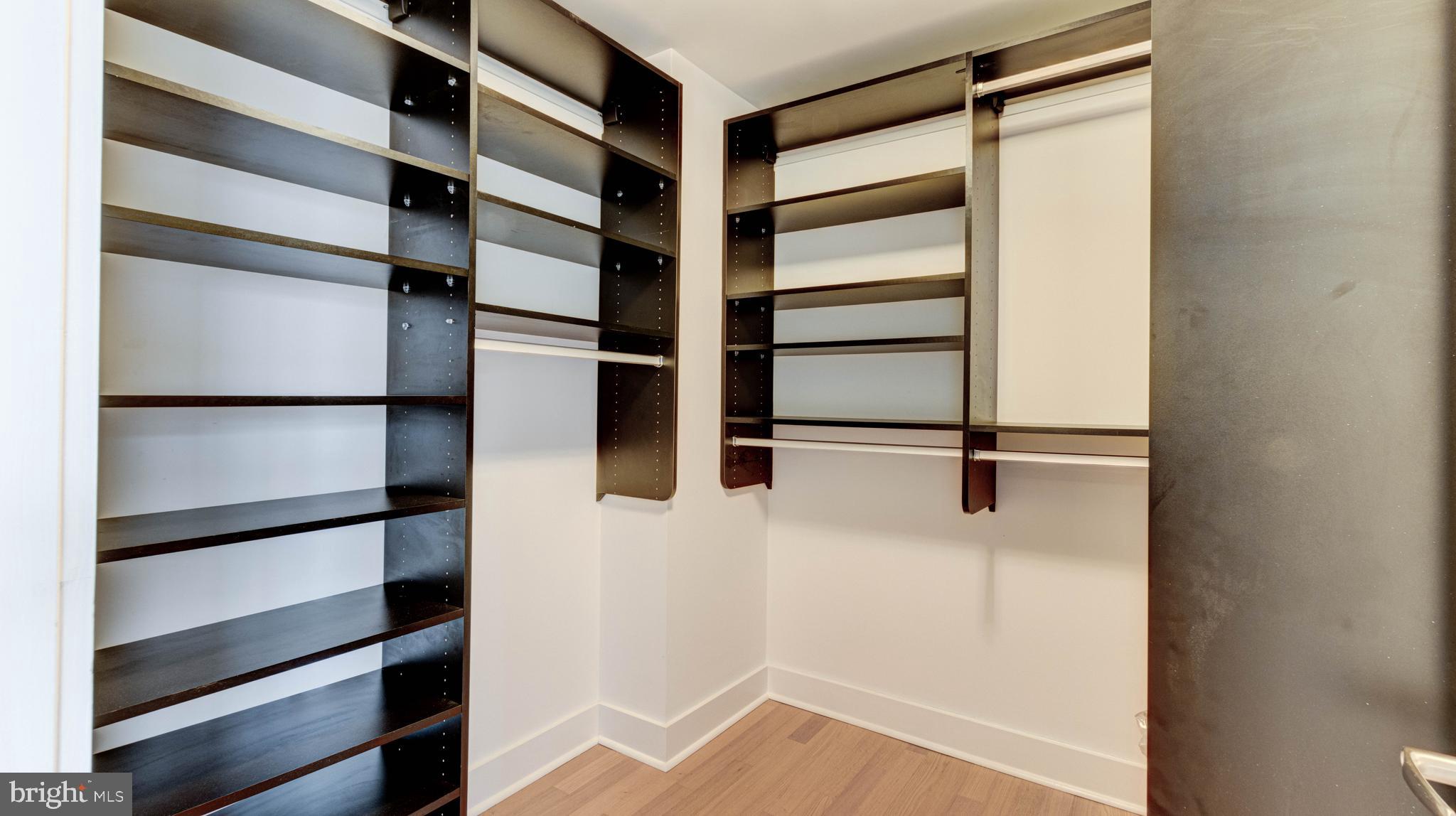 1400 LANCASTER STREET 901