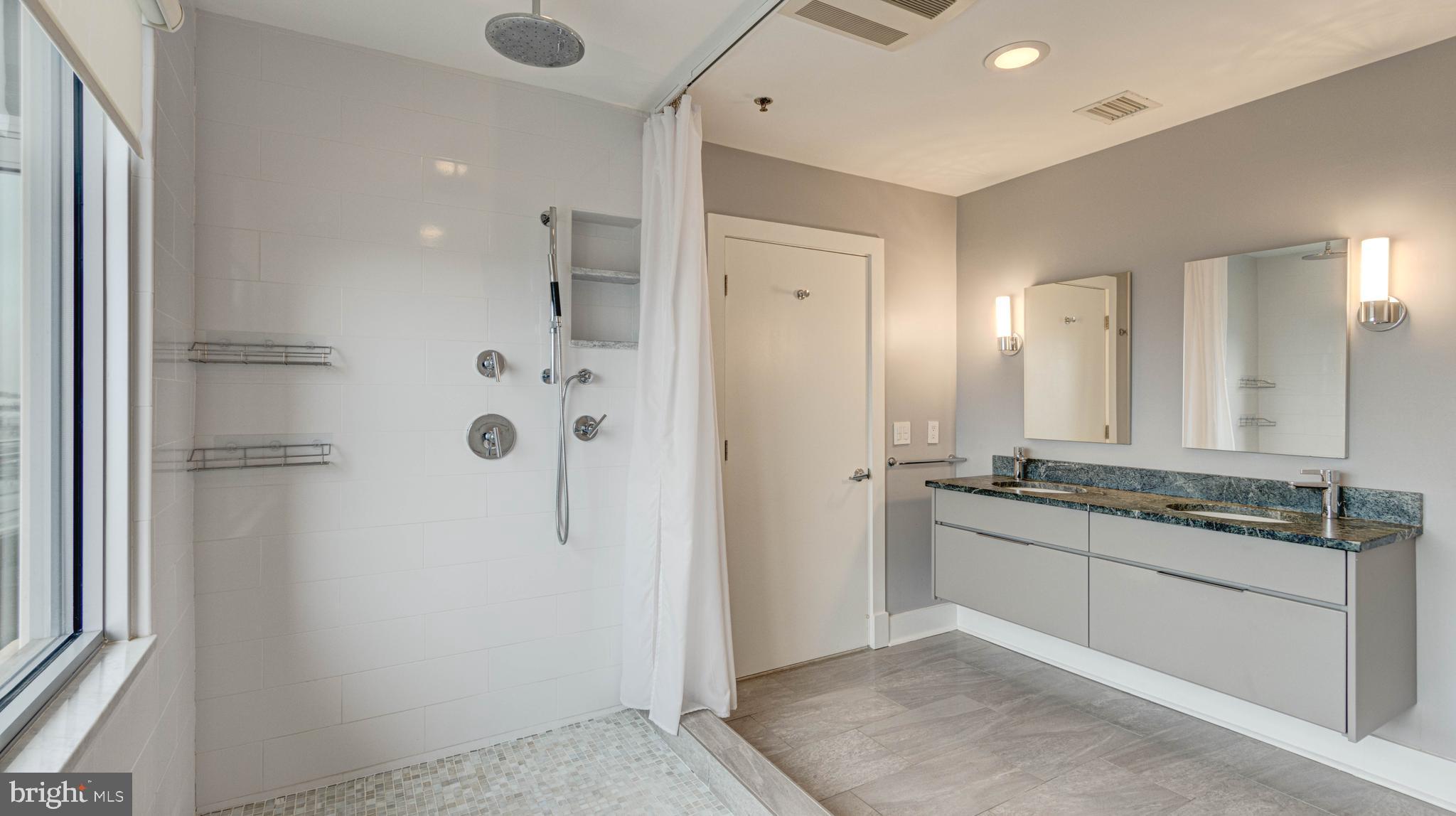 1400 LANCASTER STREET 901