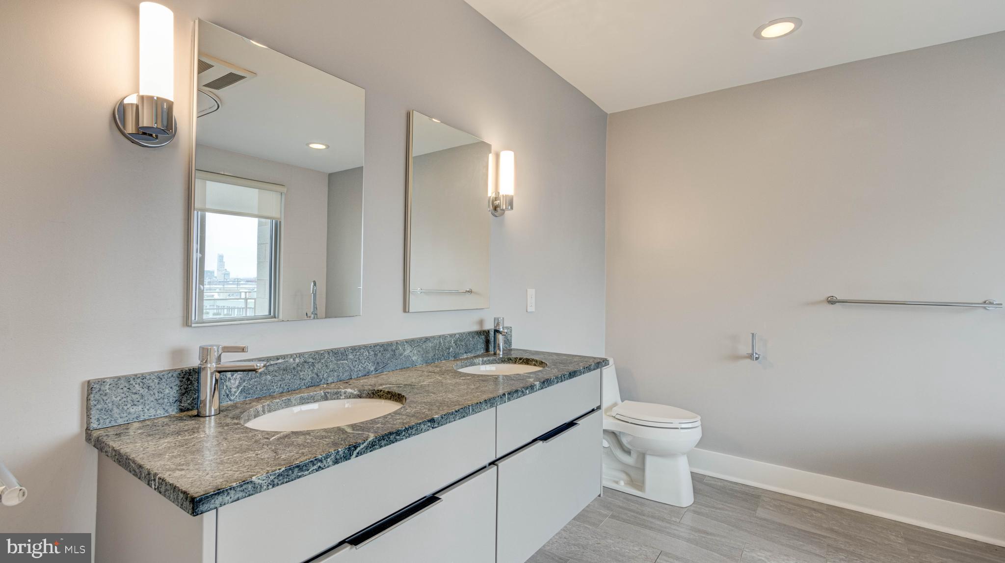 1400 LANCASTER STREET 901