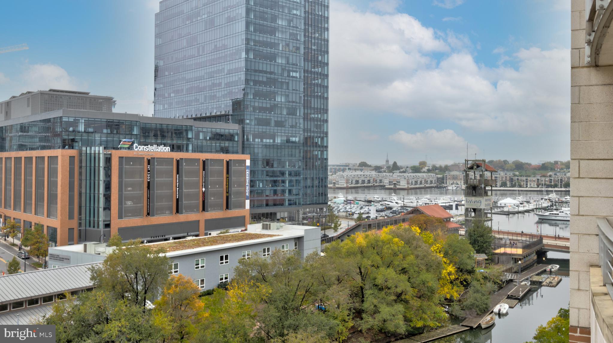 1400 LANCASTER STREET 901