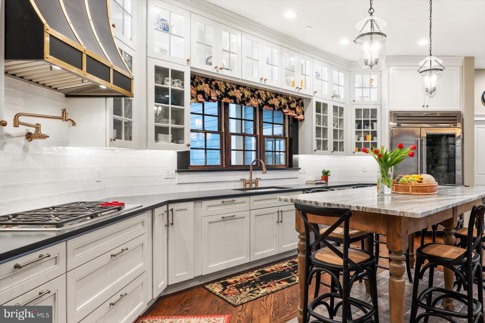 828 FEDERAL HILL ROAD