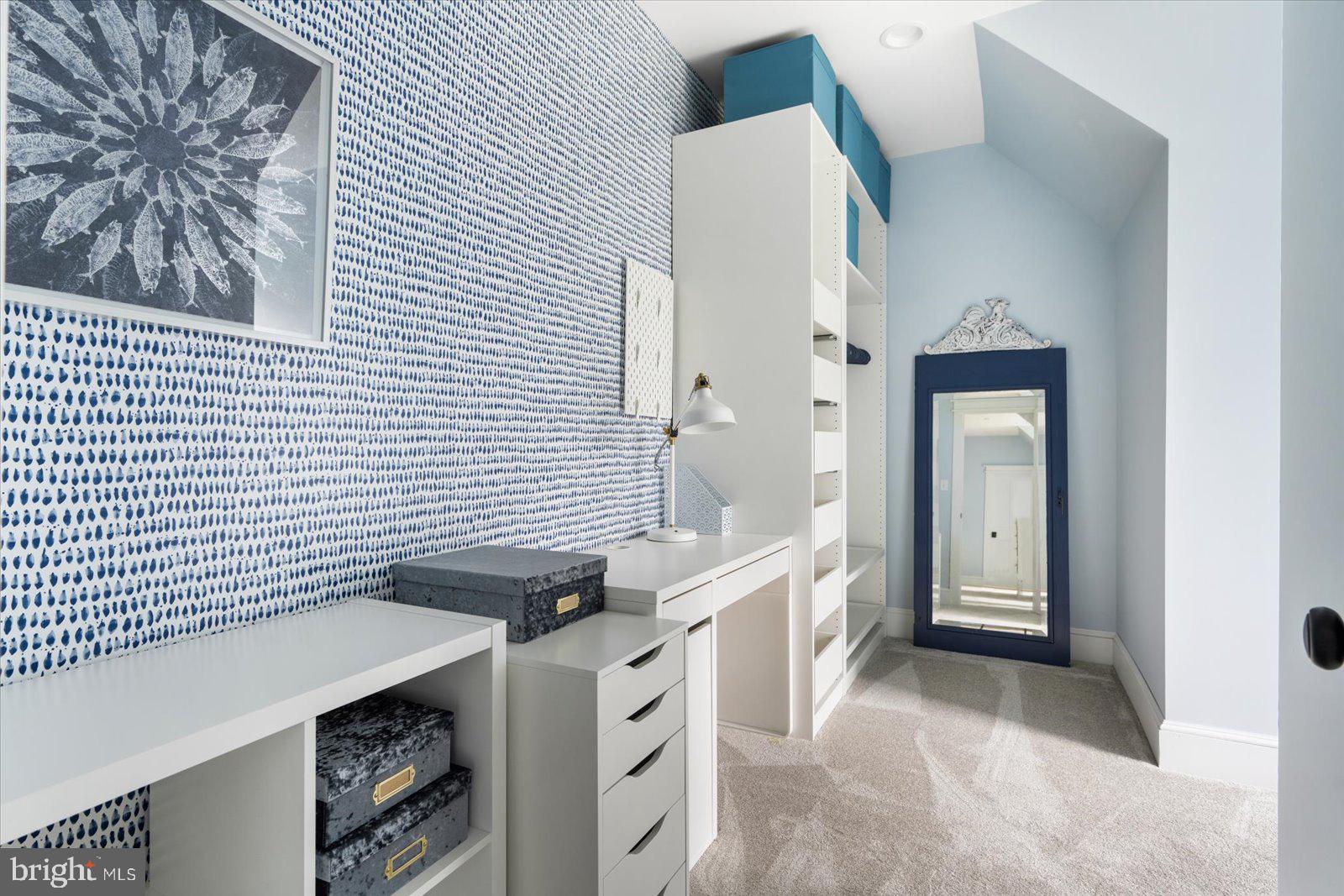 828 FEDERAL HILL ROAD