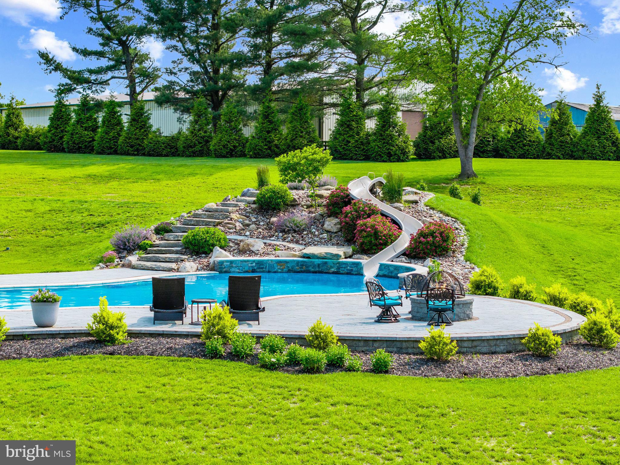 828 FEDERAL HILL ROAD