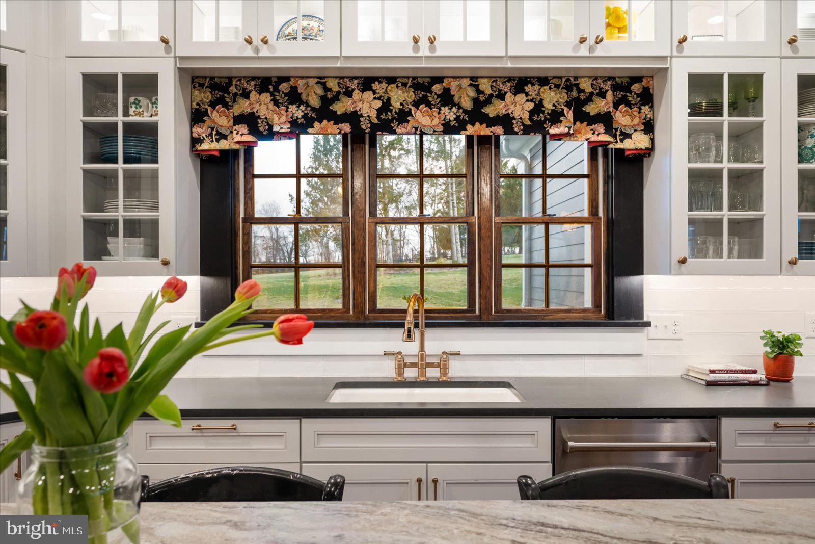 828 FEDERAL HILL ROAD