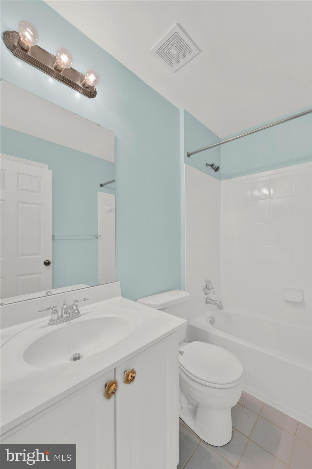 4811 PORTSMOUTH ROAD 22