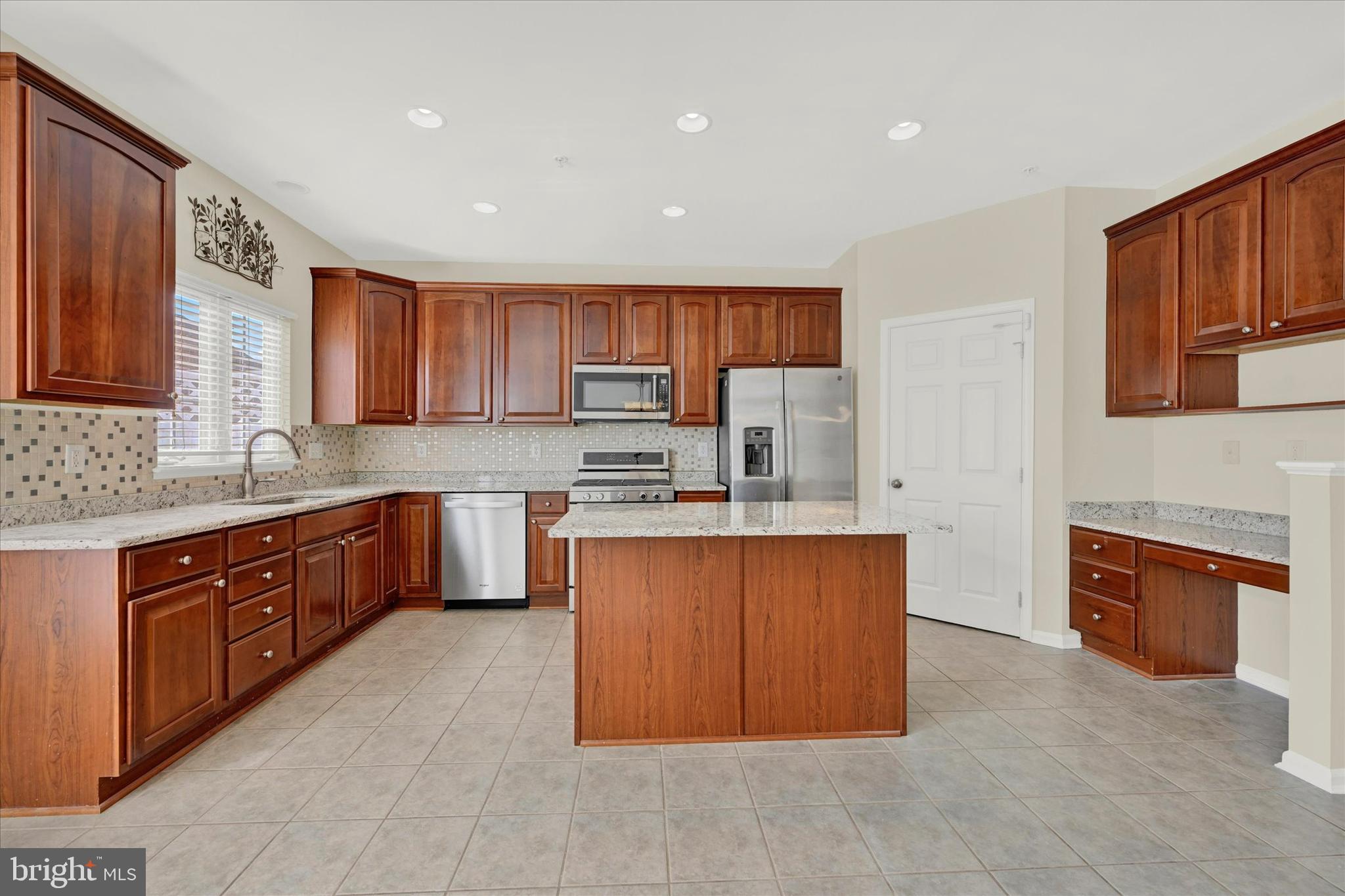 4811 PORTSMOUTH ROAD 22