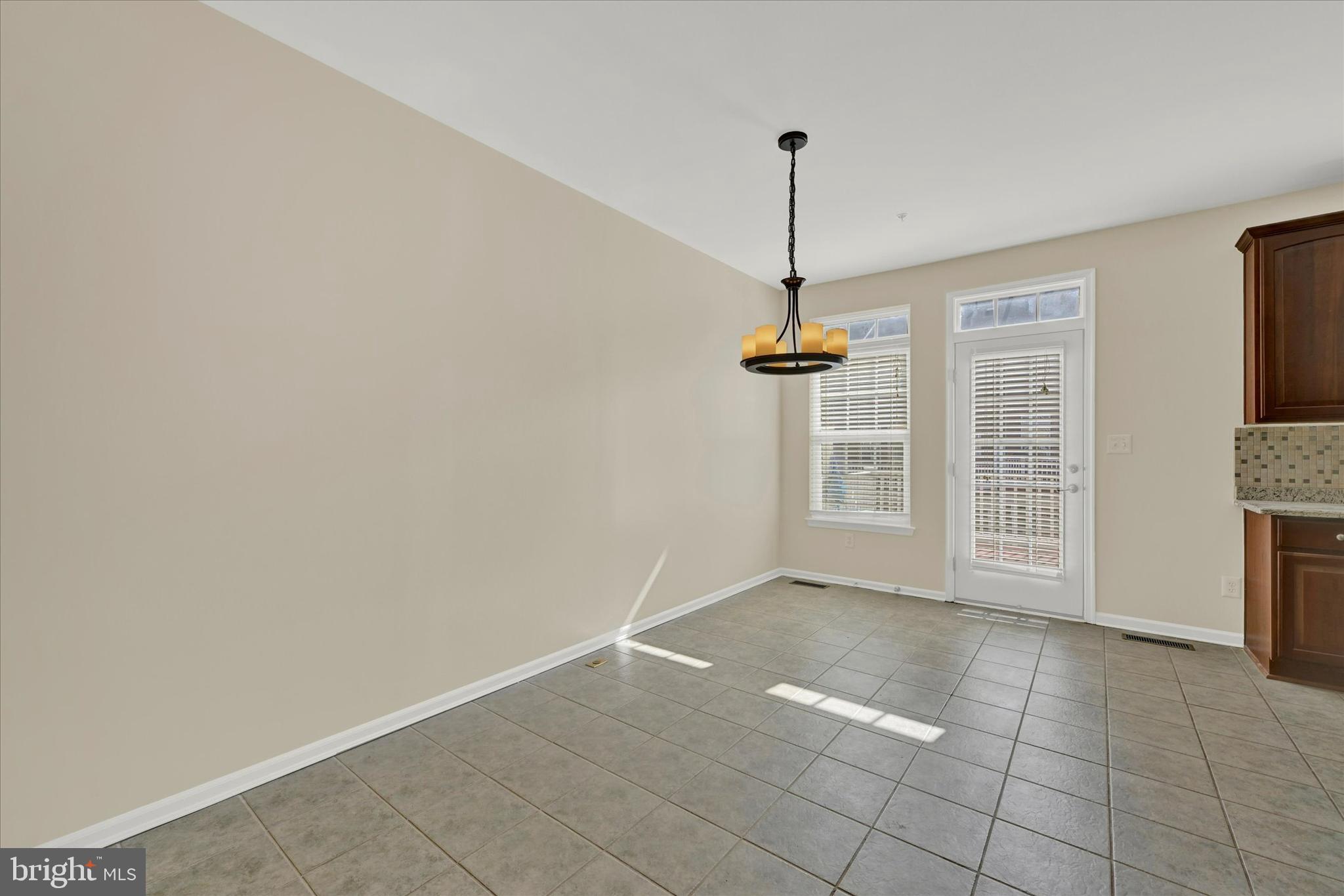 4811 PORTSMOUTH ROAD 22