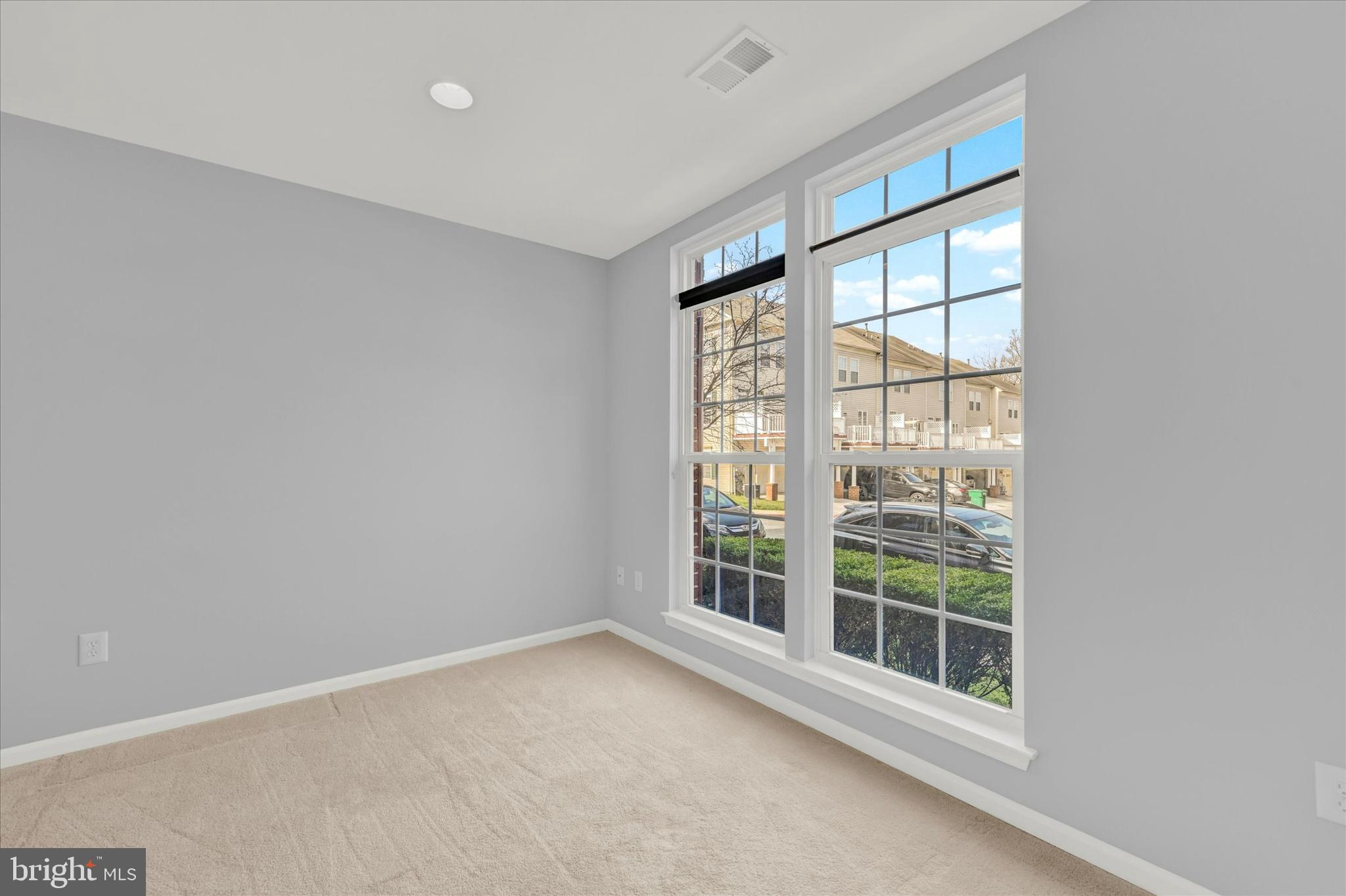 4811 PORTSMOUTH ROAD 22