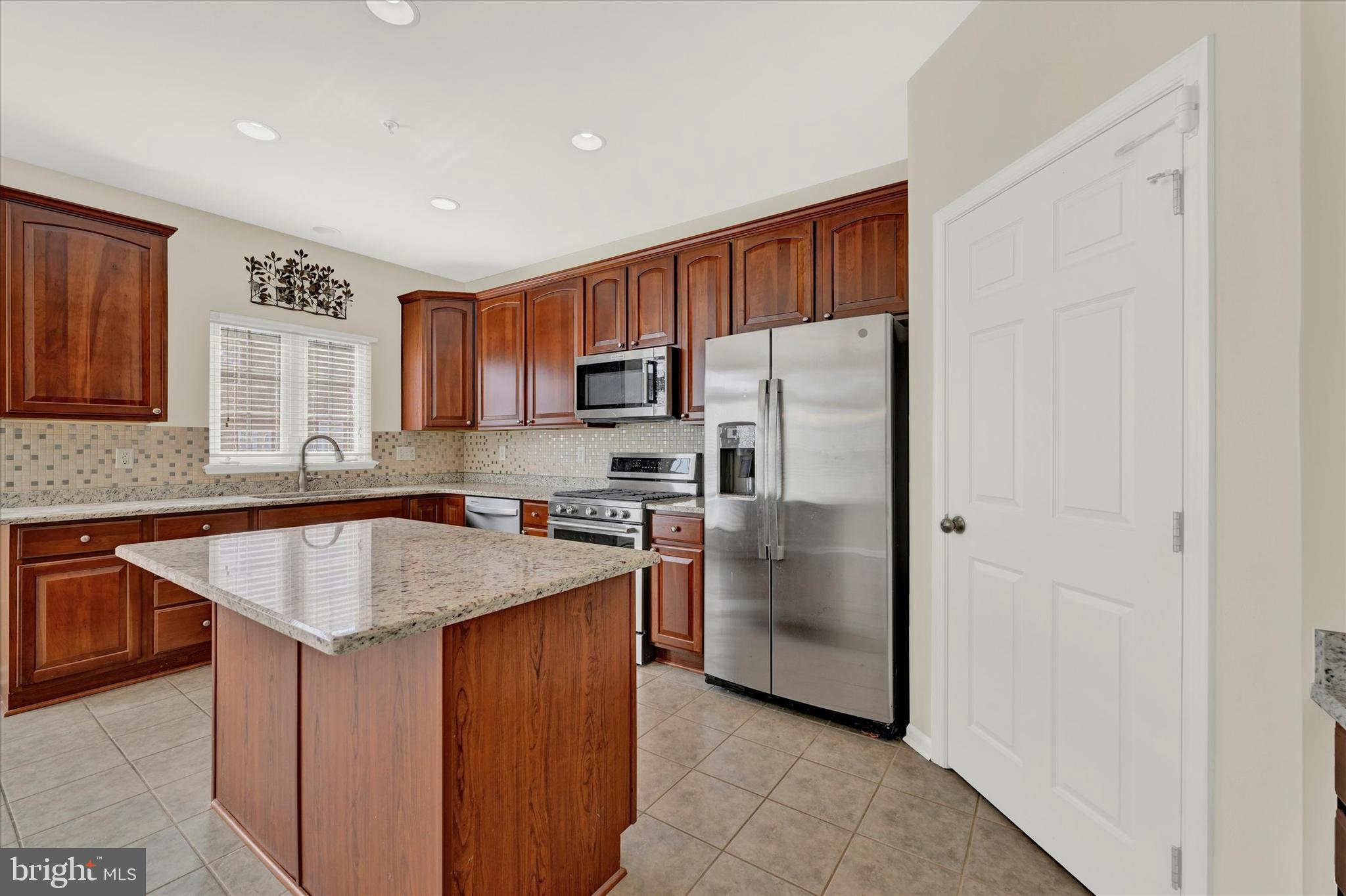 4811 PORTSMOUTH ROAD 22