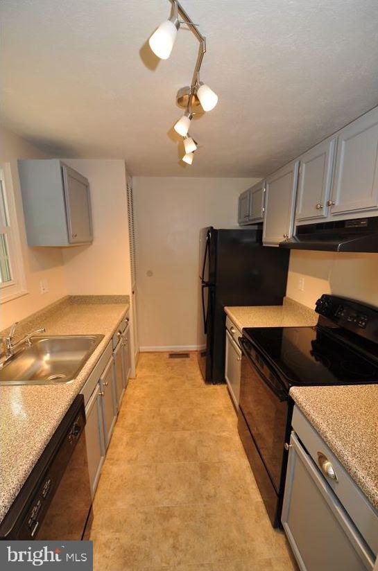 7057 MELTING SHADOWS LANE