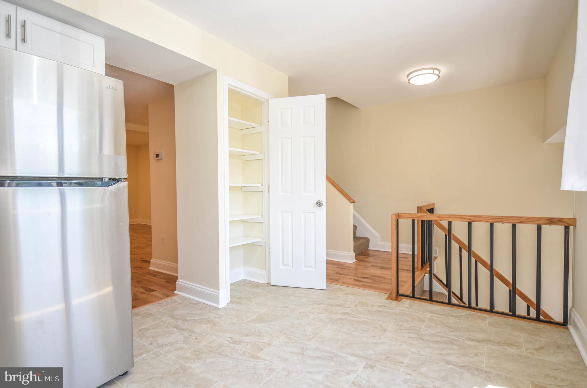 7447 HICKORY LOG CIRCLE
