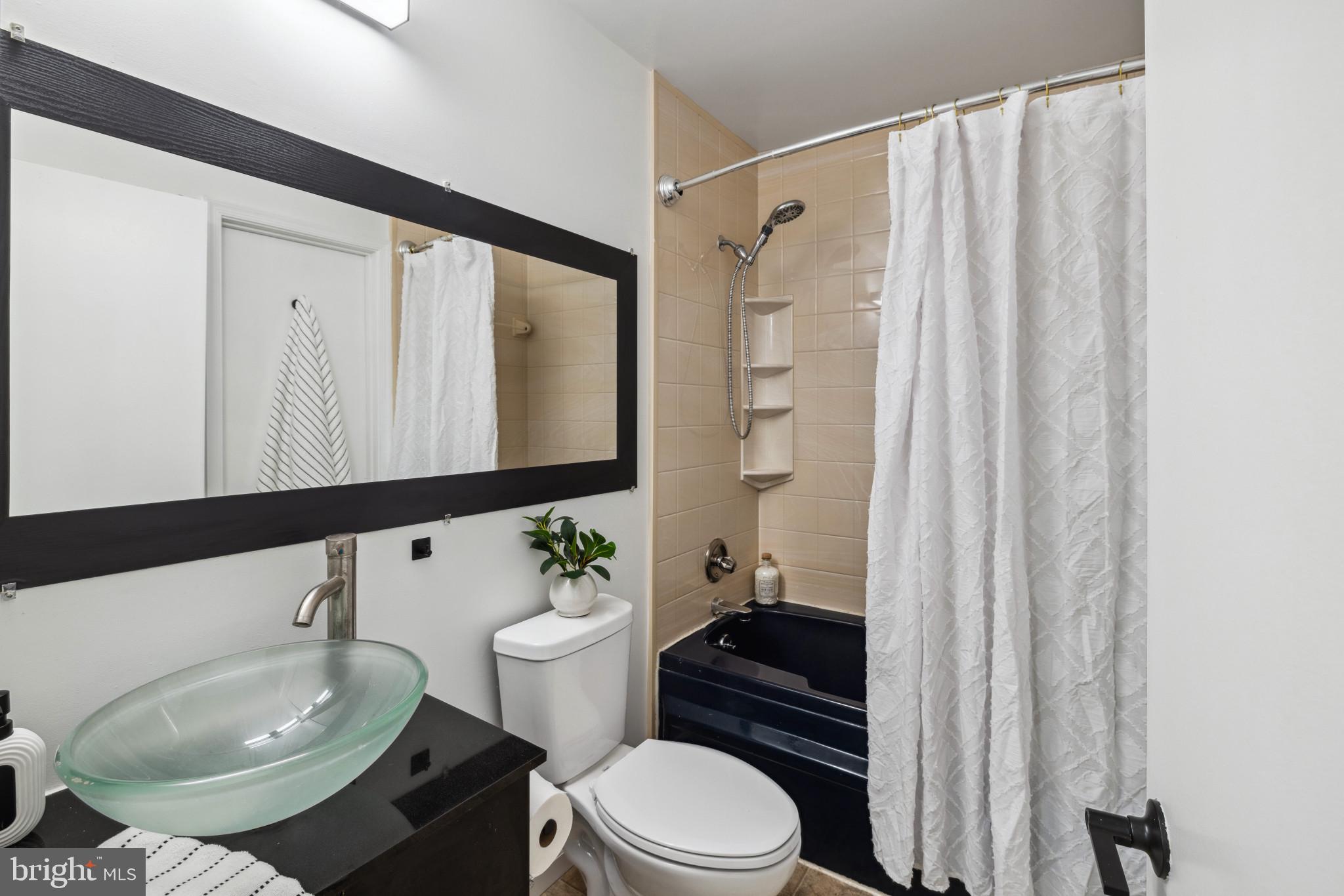 6814 DUCKETTS LANE 30-4