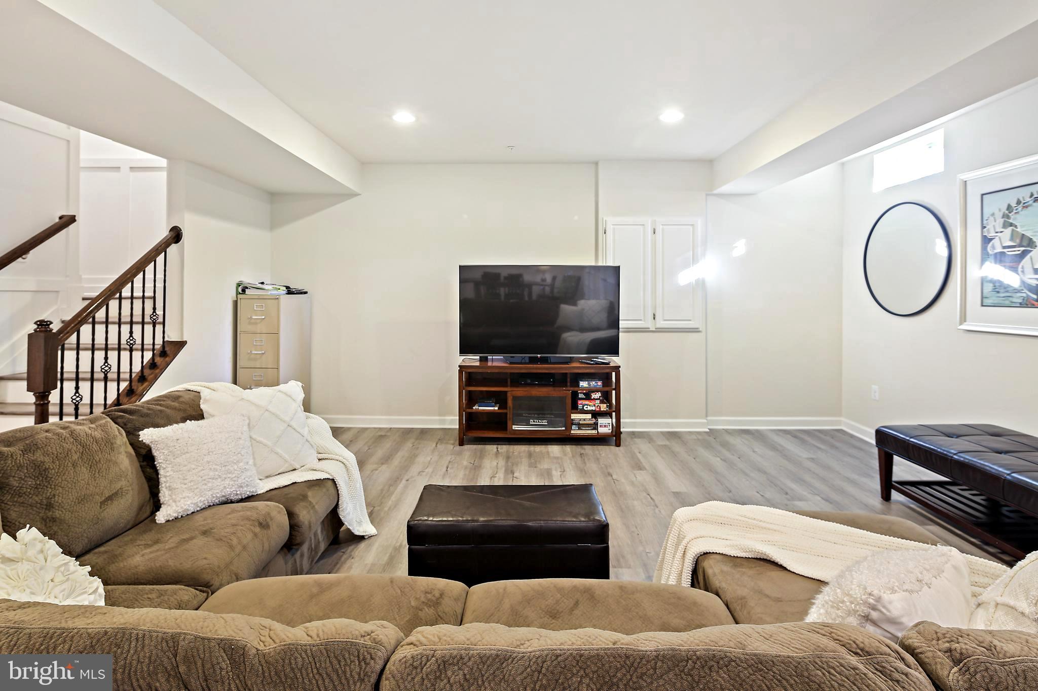 11417 ELLINGTON STREET