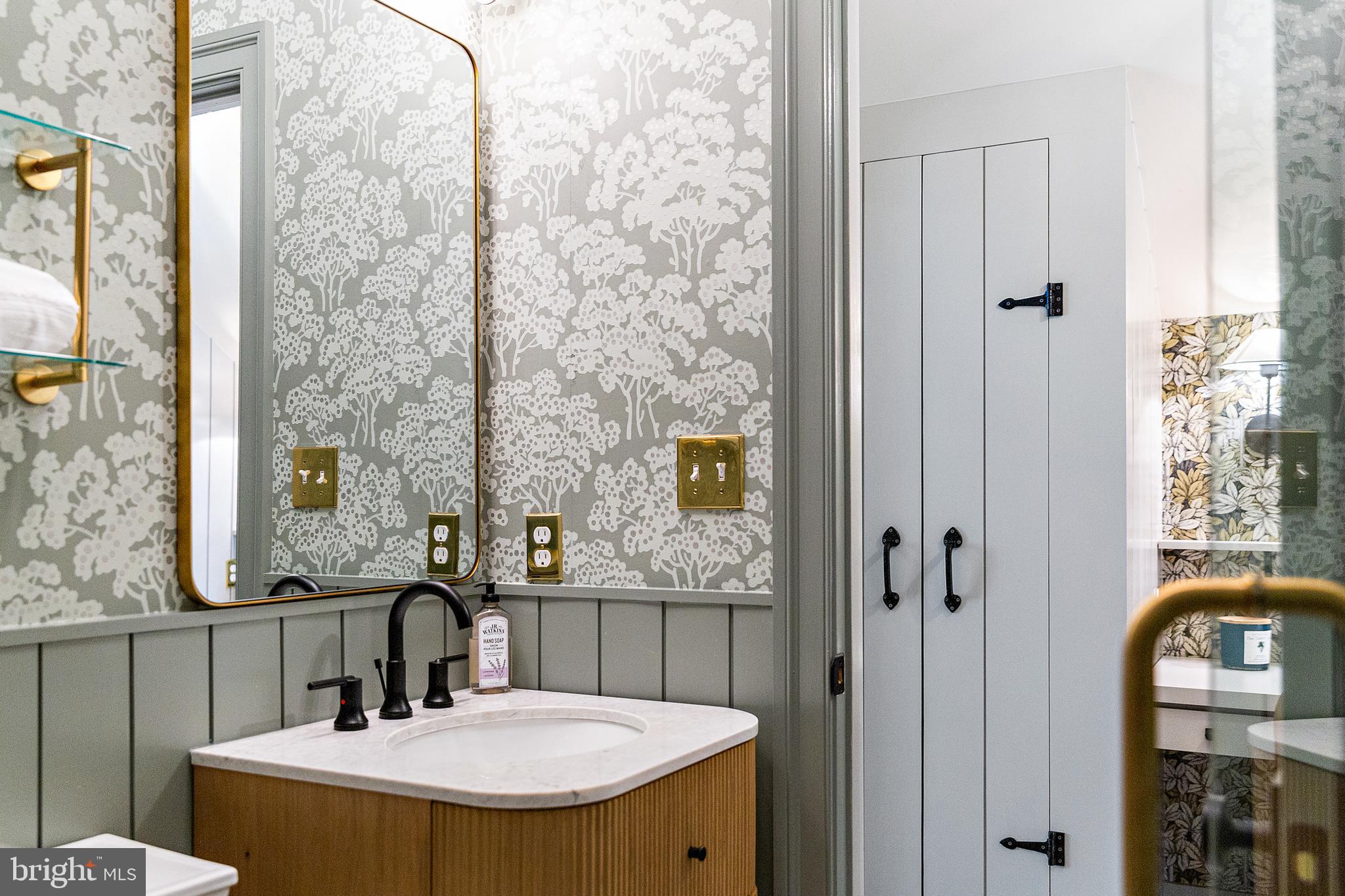 11417 ELLINGTON STREET