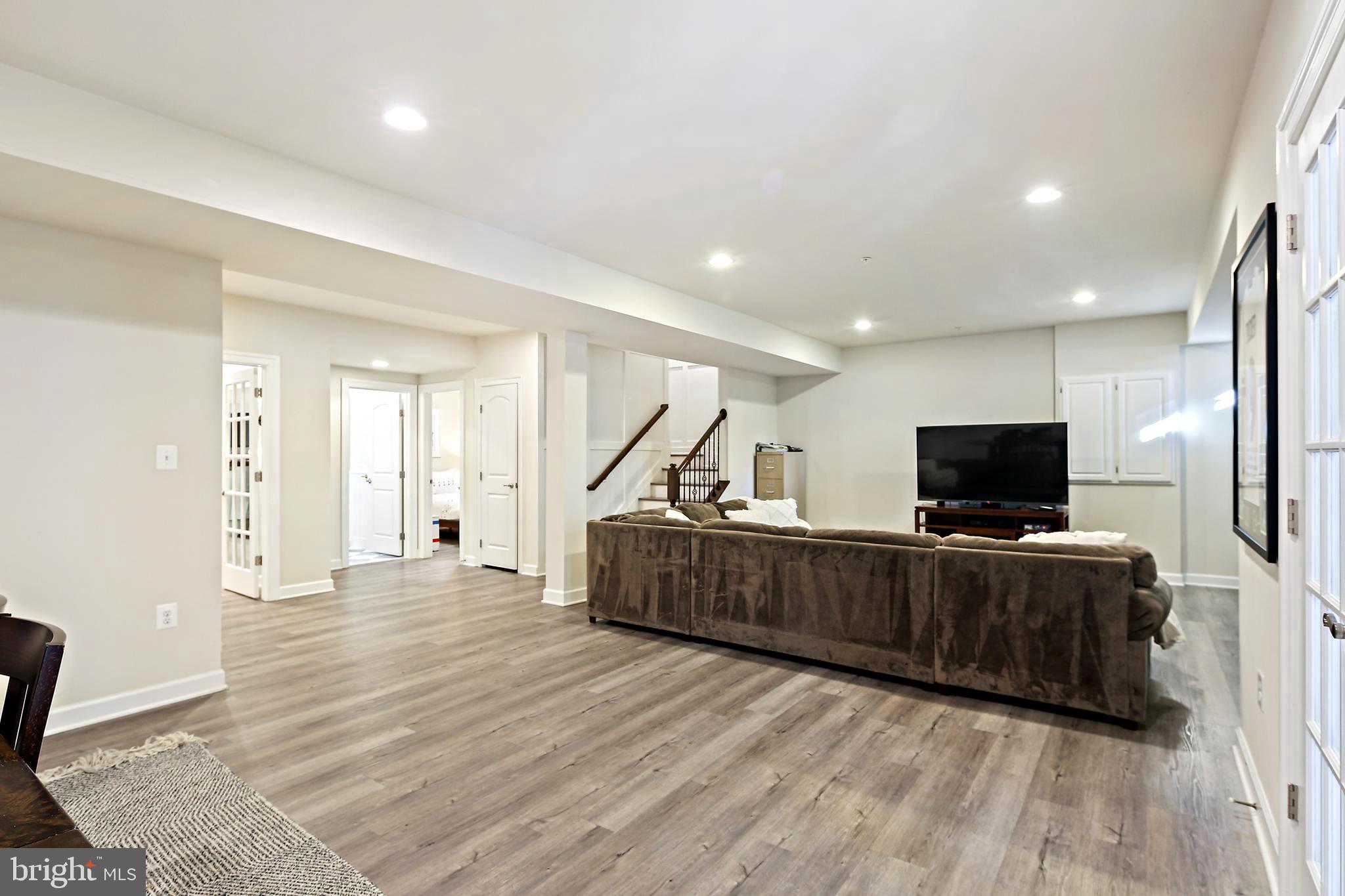 11417 ELLINGTON STREET