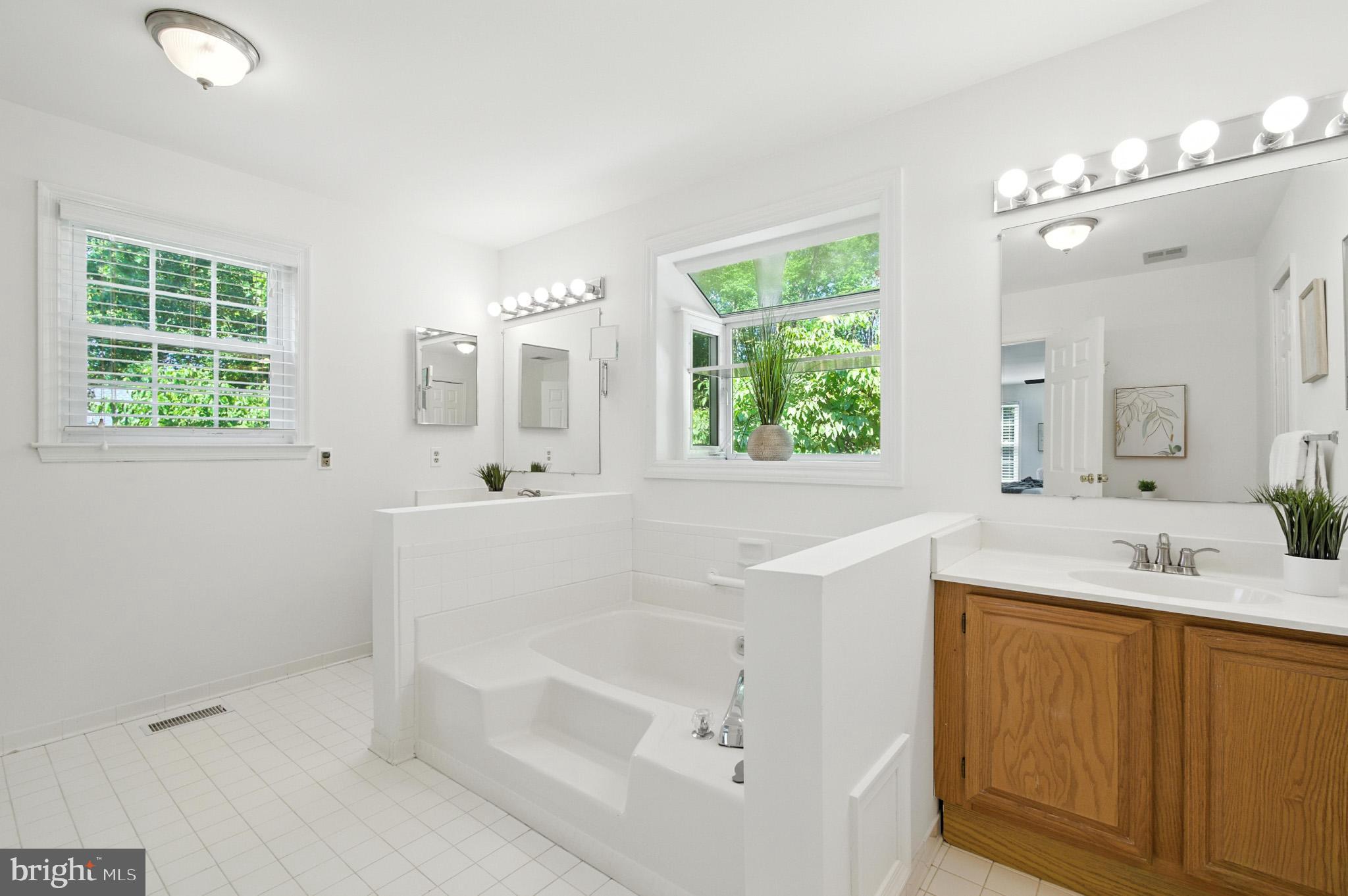 6030 WATCH CHAIN WAY