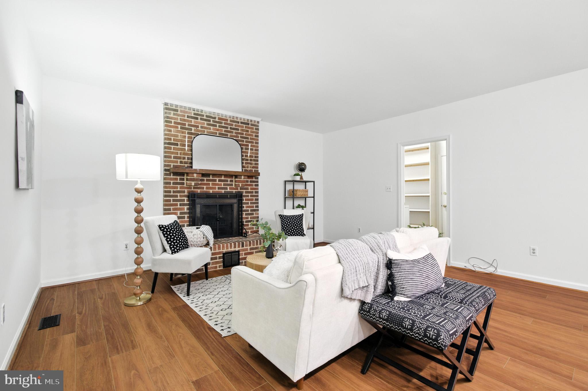 6030 WATCH CHAIN WAY