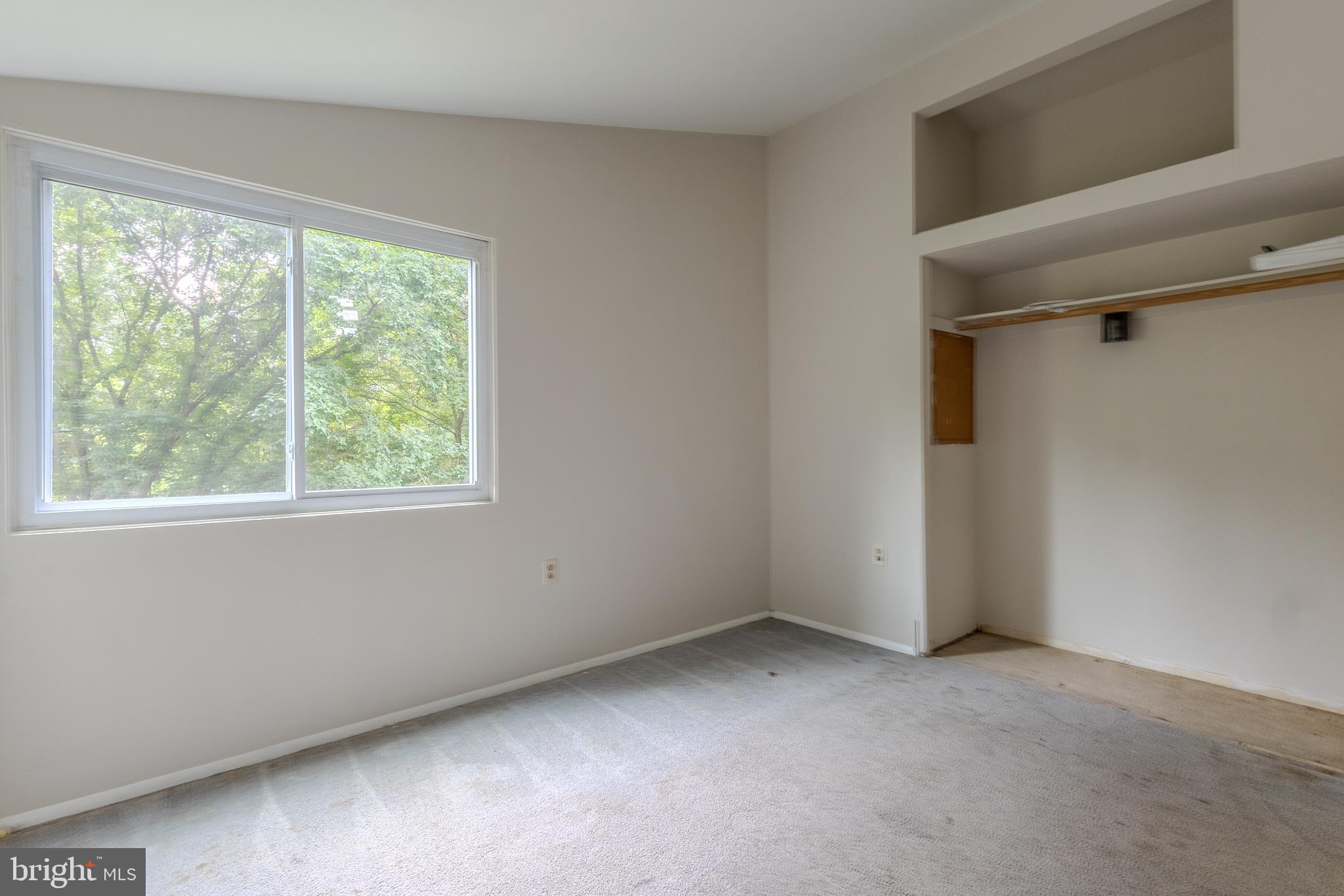 9532 WANDERING WAY