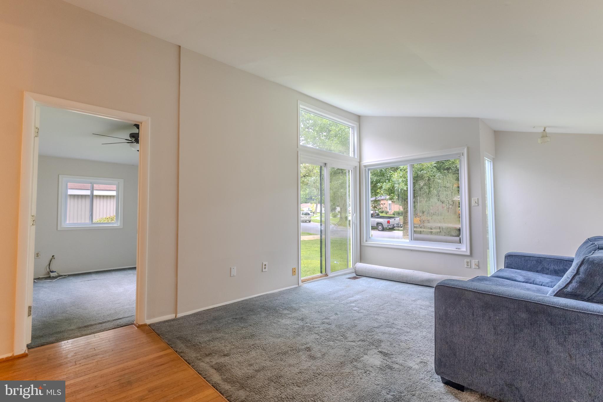 9532 WANDERING WAY