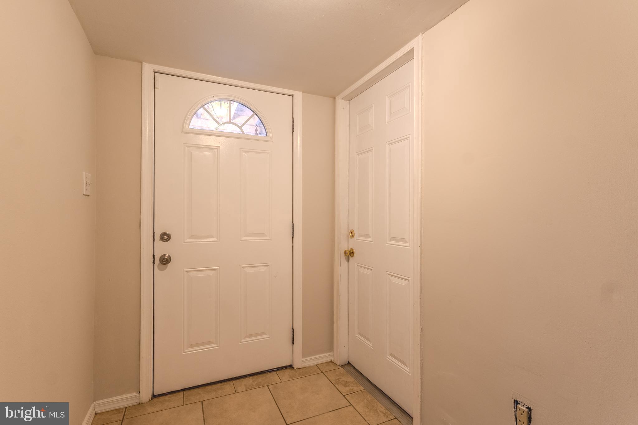 9532 WANDERING WAY