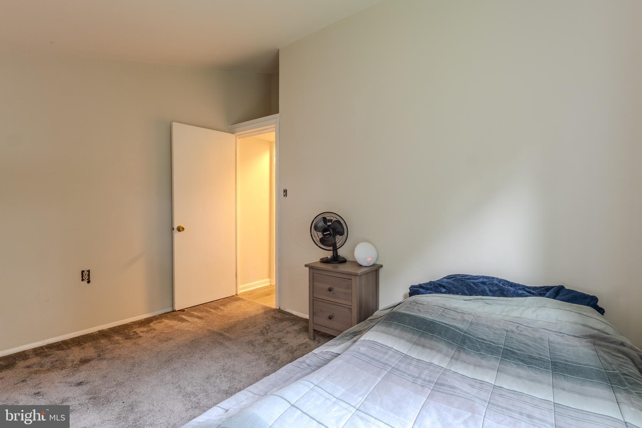 9532 WANDERING WAY