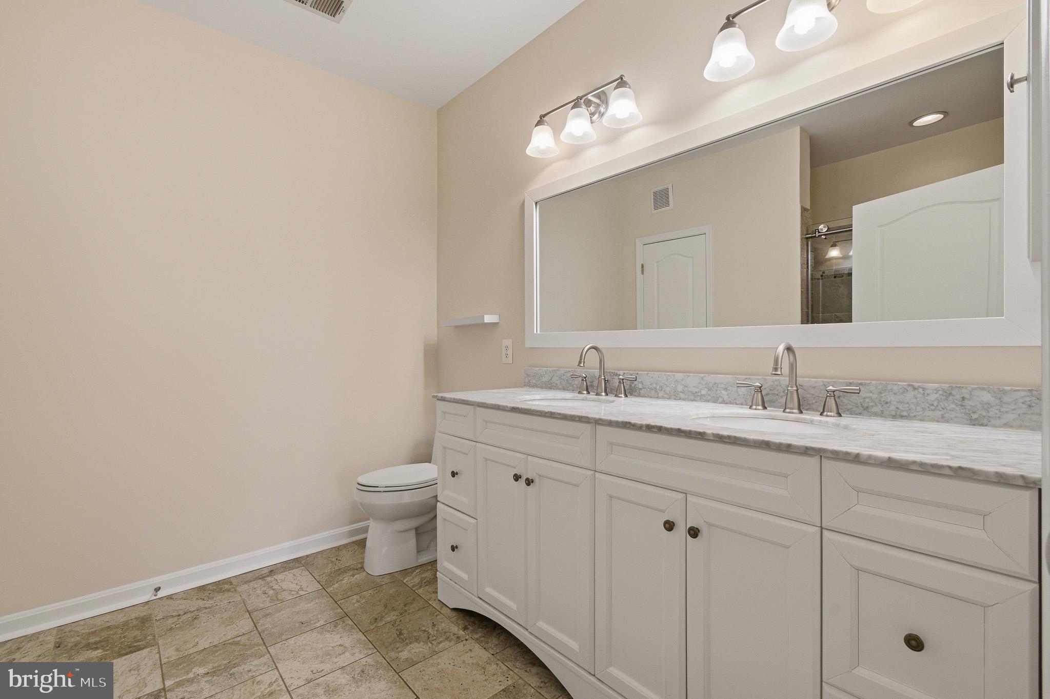 6150 SHADYWOOD ROAD 401