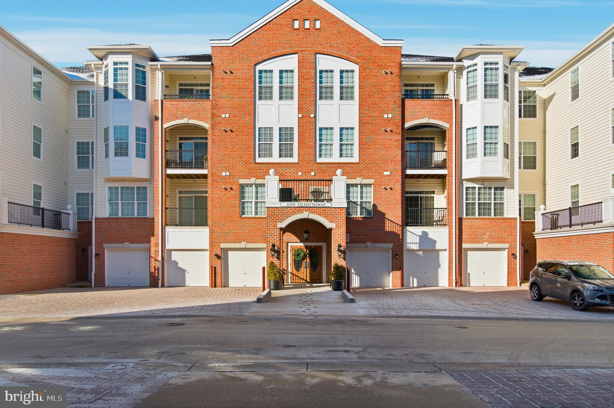 6150 SHADYWOOD ROAD 401