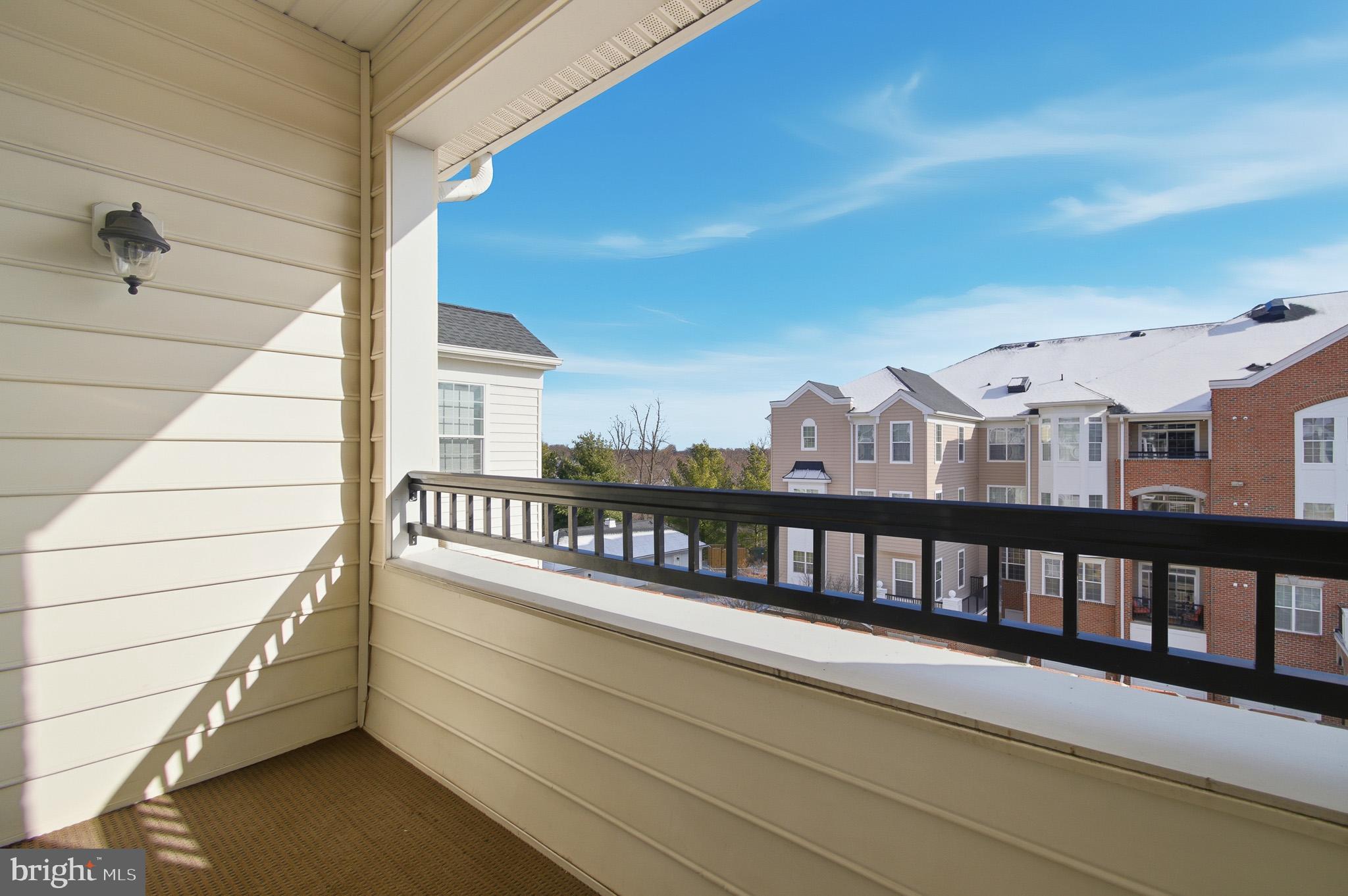 6150 SHADYWOOD ROAD 401