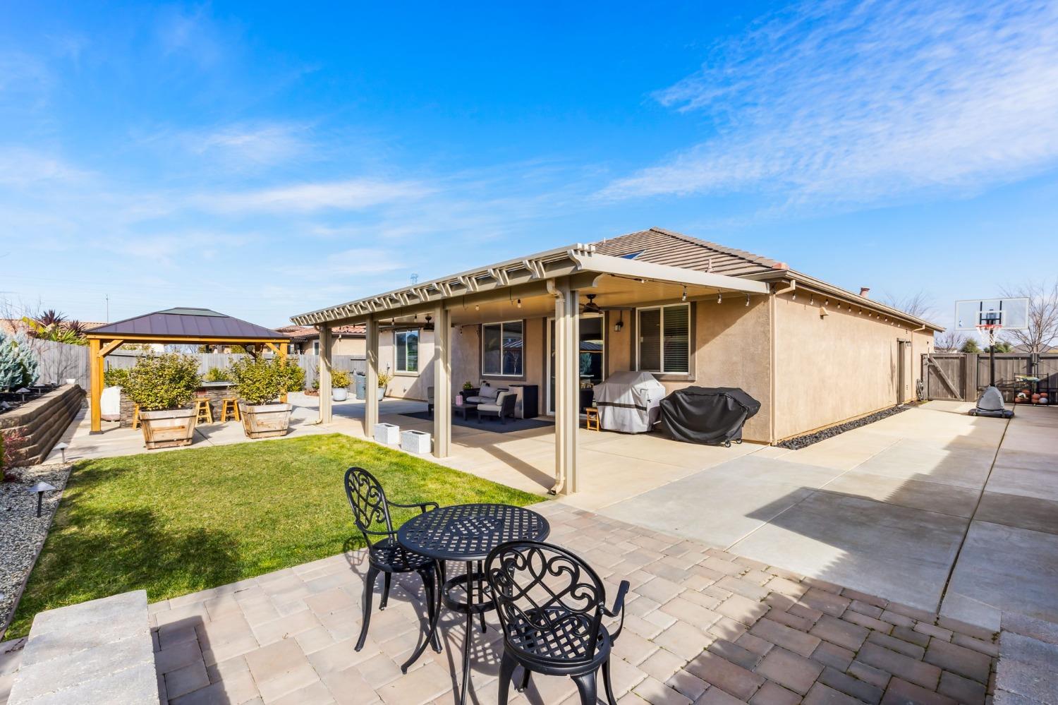 5081 Crystal Cove Drive