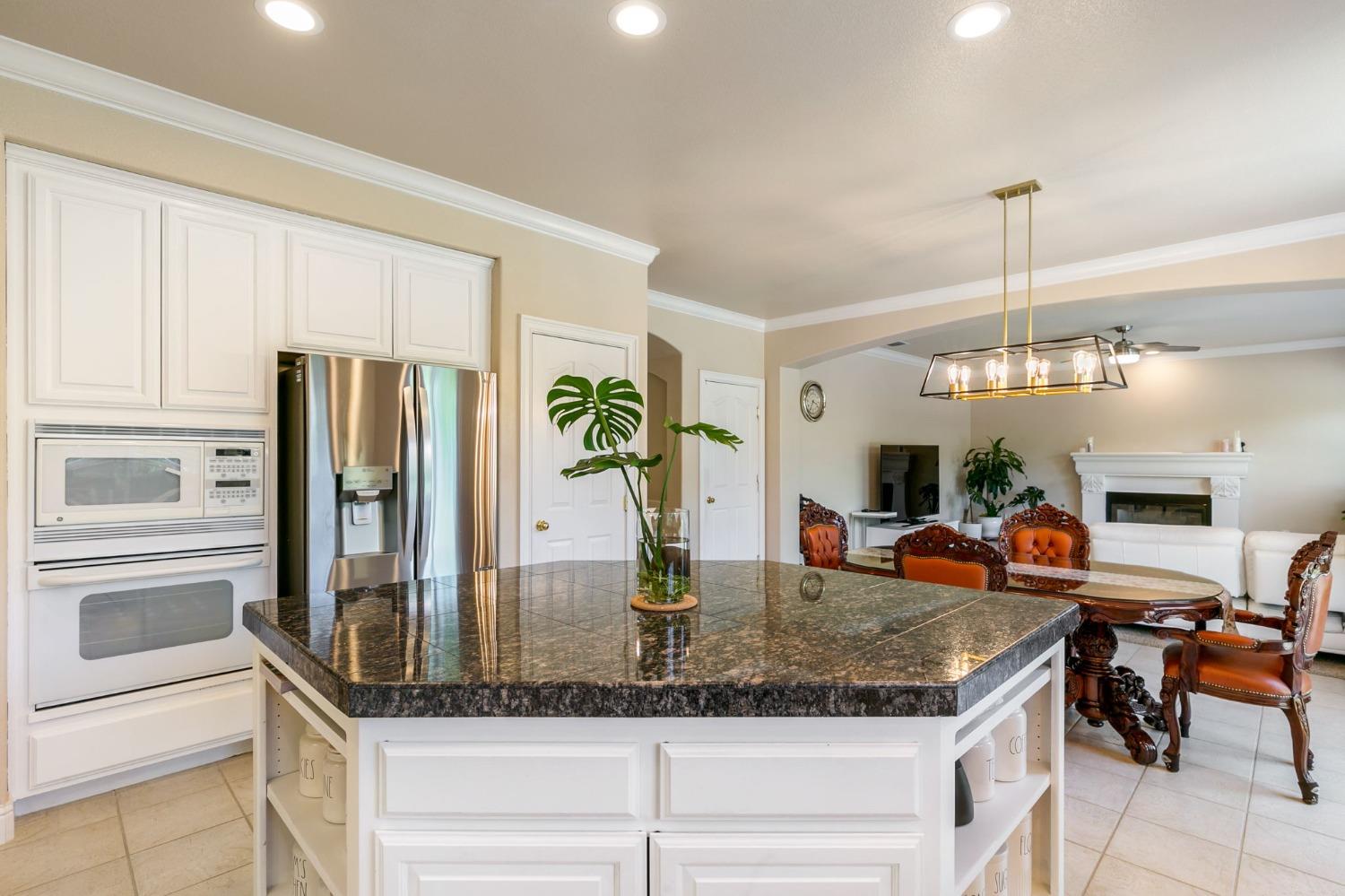 1680 Baroness Way