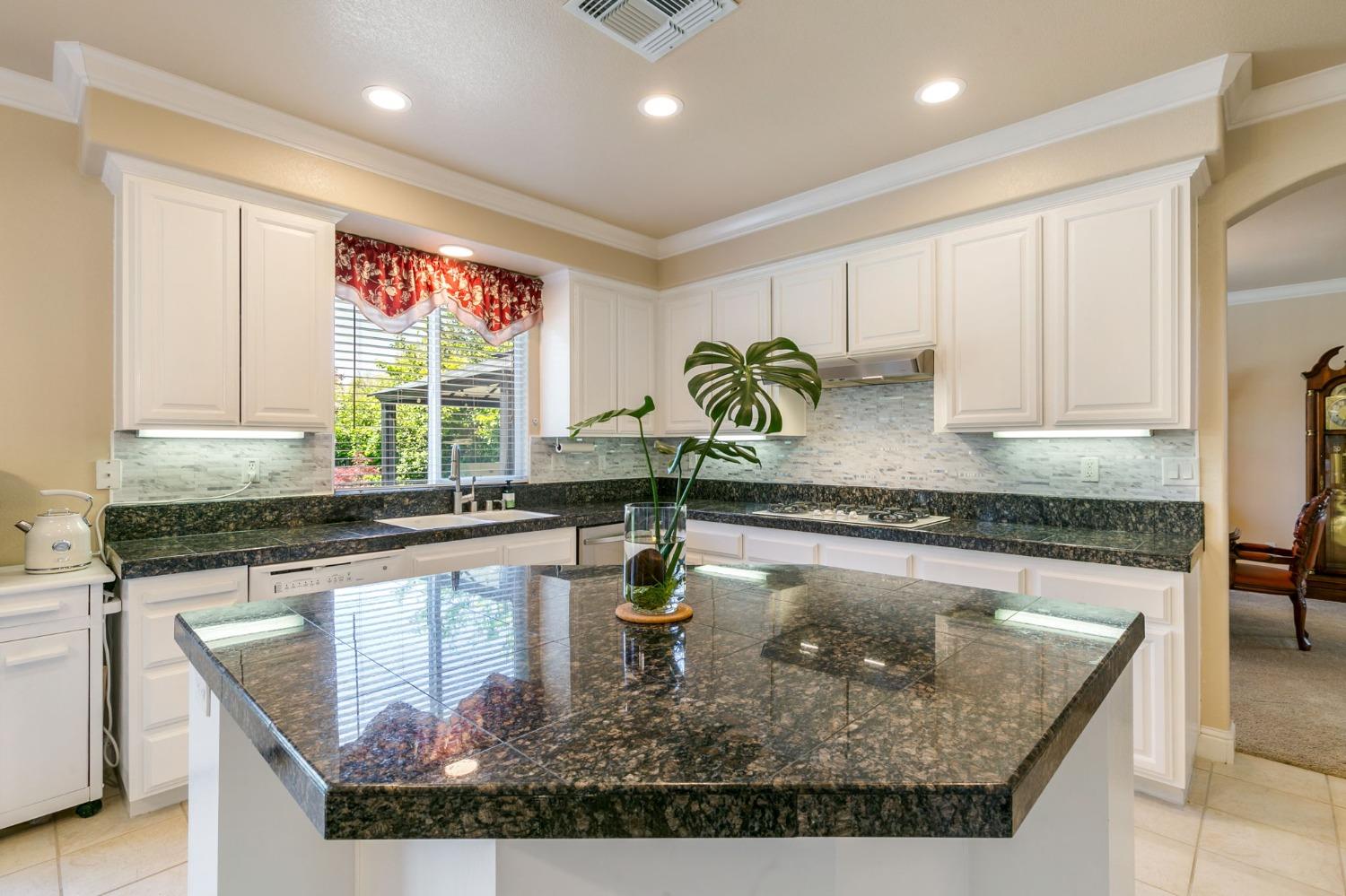 1680 Baroness Way