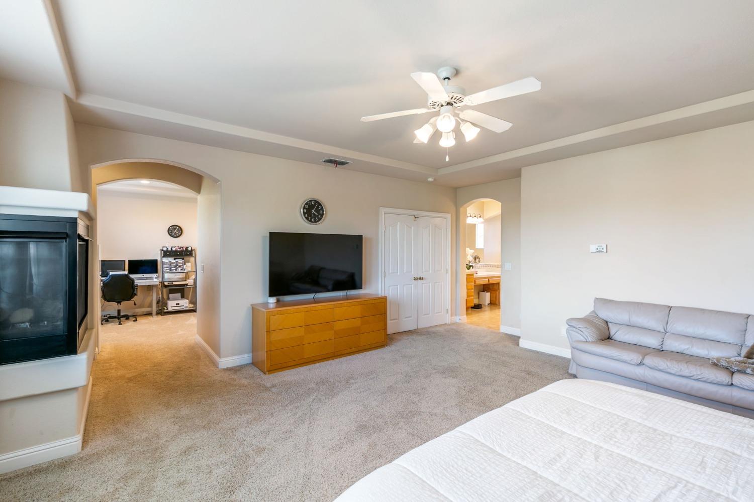 1680 Baroness Way